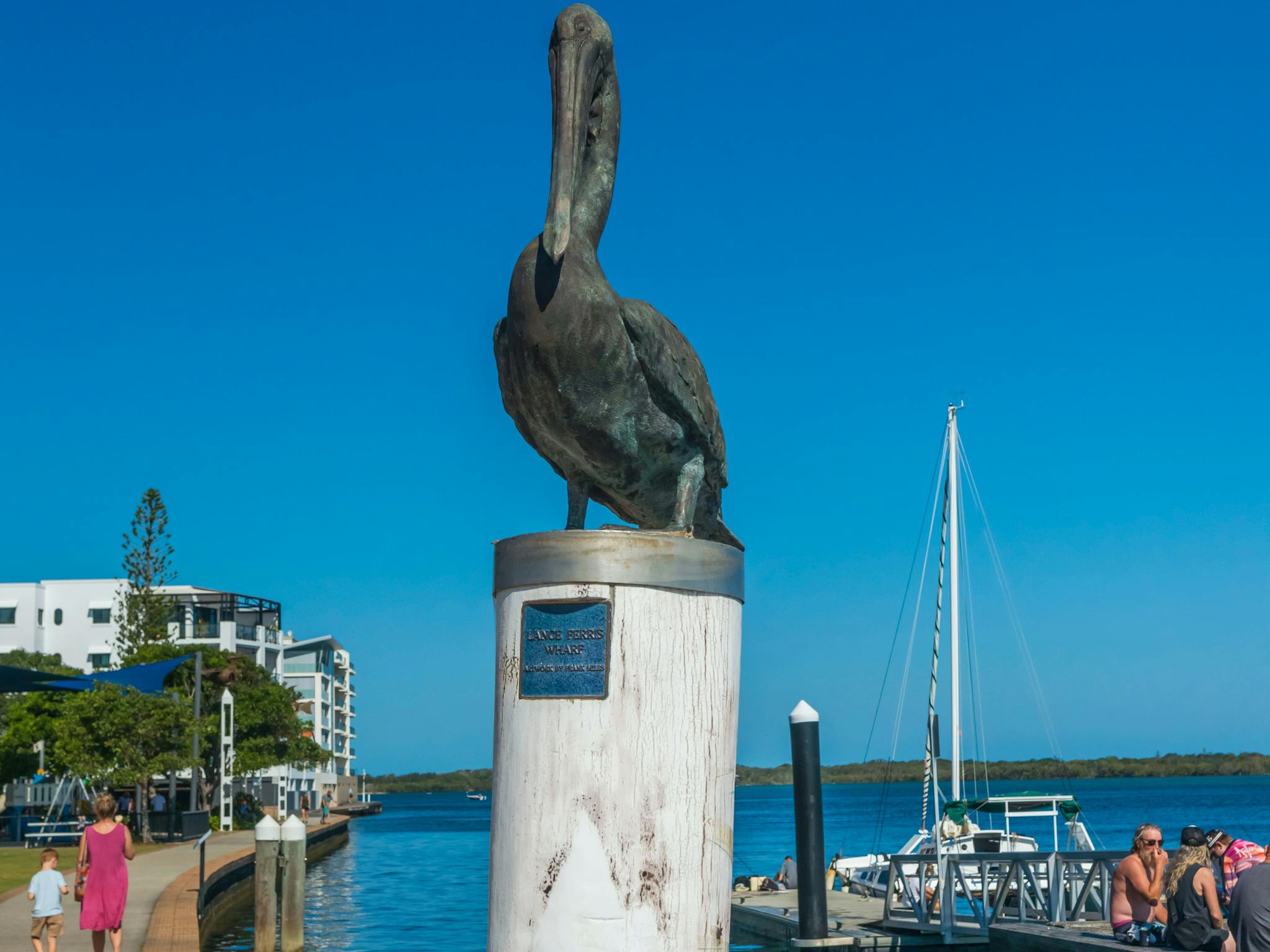 bronze pelican statue