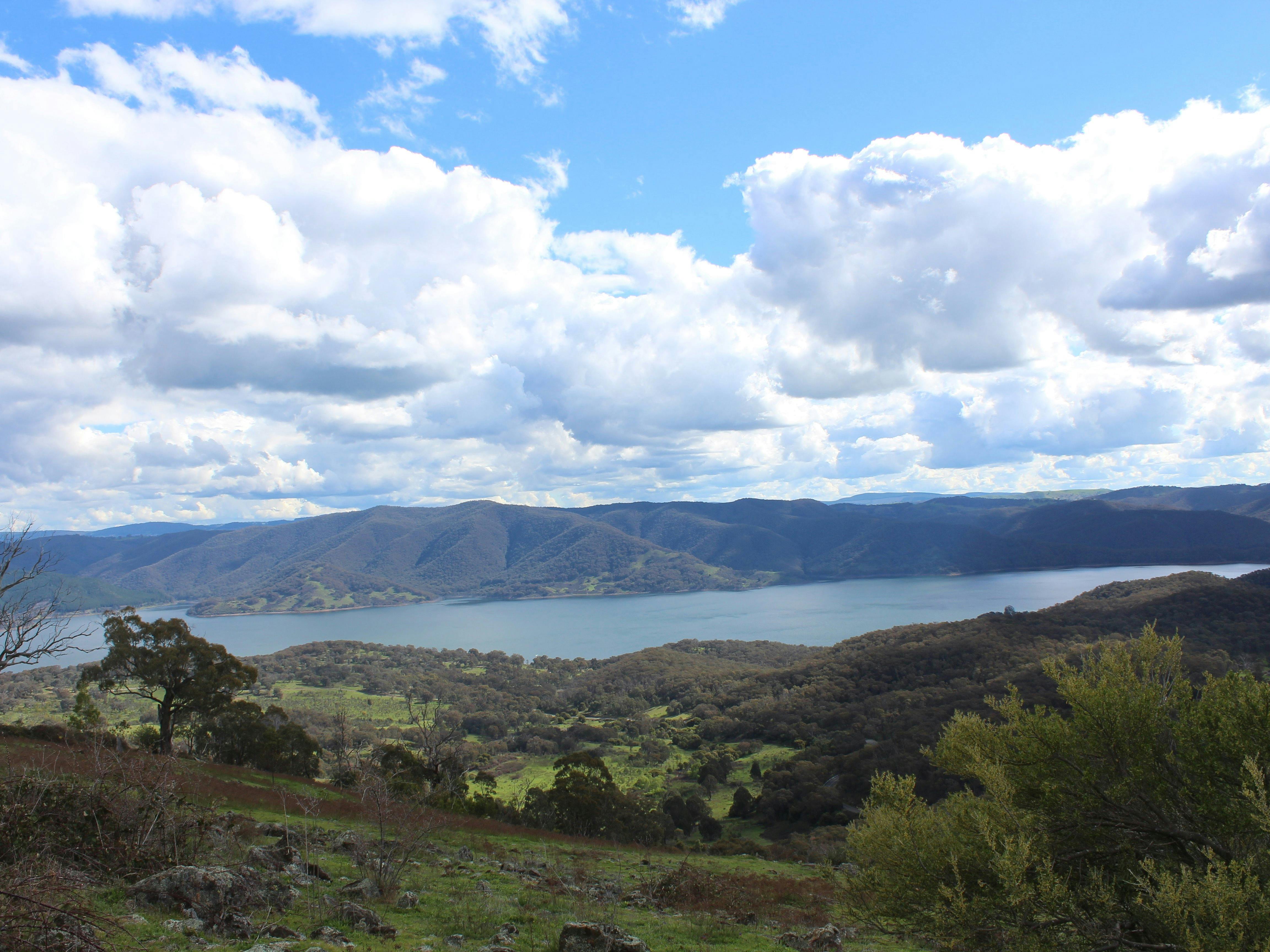 Blowering Cliffs Walking Track