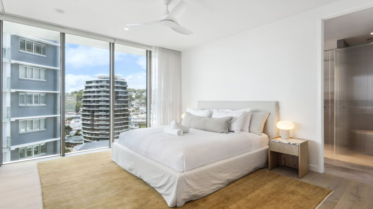 3 Bedroom unit in Burleigh - Master Bedroom