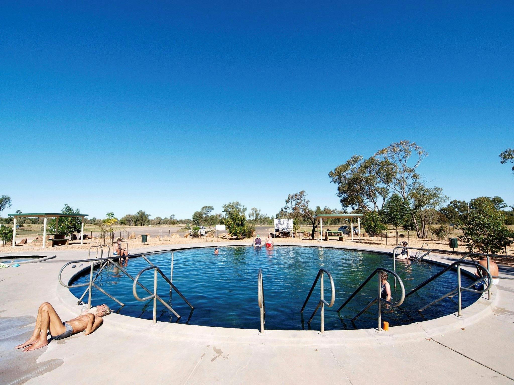 Lightning Ridge Bore Baths