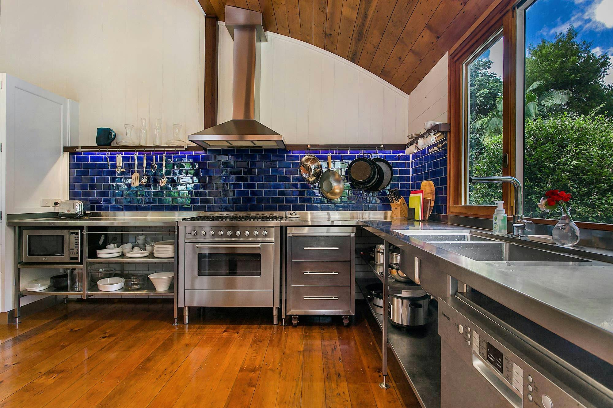 Bangalla - Byron Bay - Kitchen b