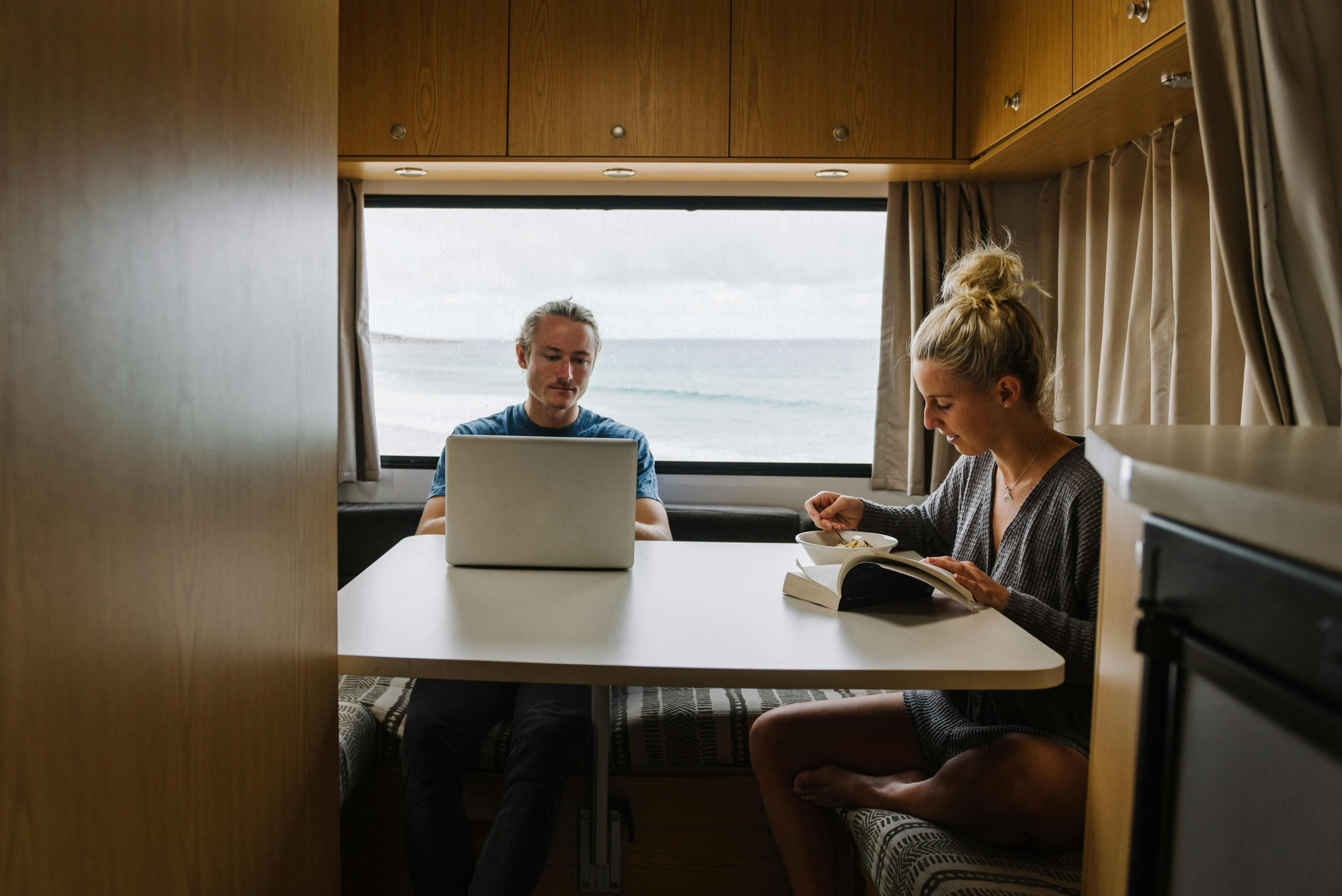 6 Berth Apollo Euro Deluxe