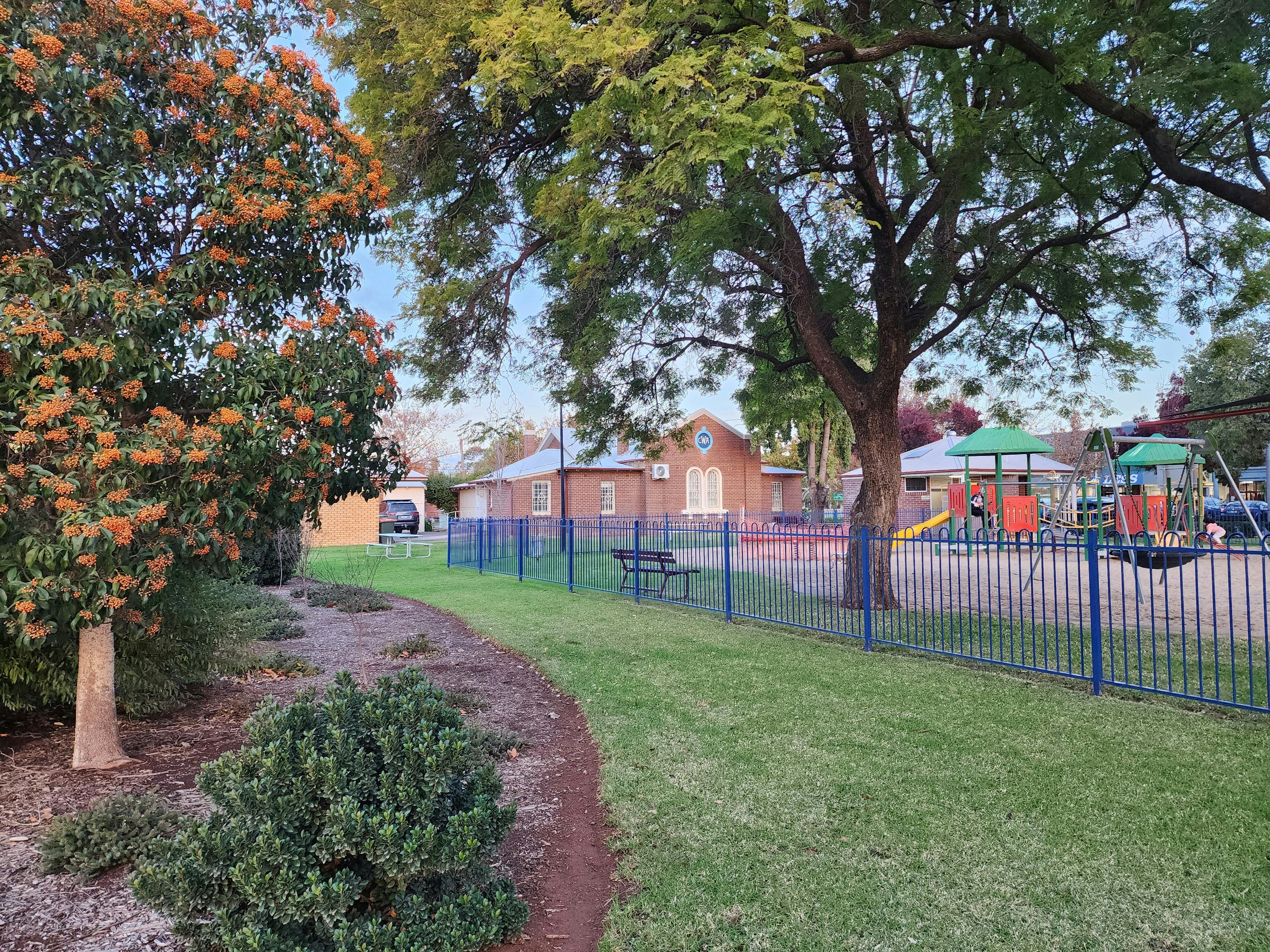 CWA 공원 - 바나 애비뉴 그리피스