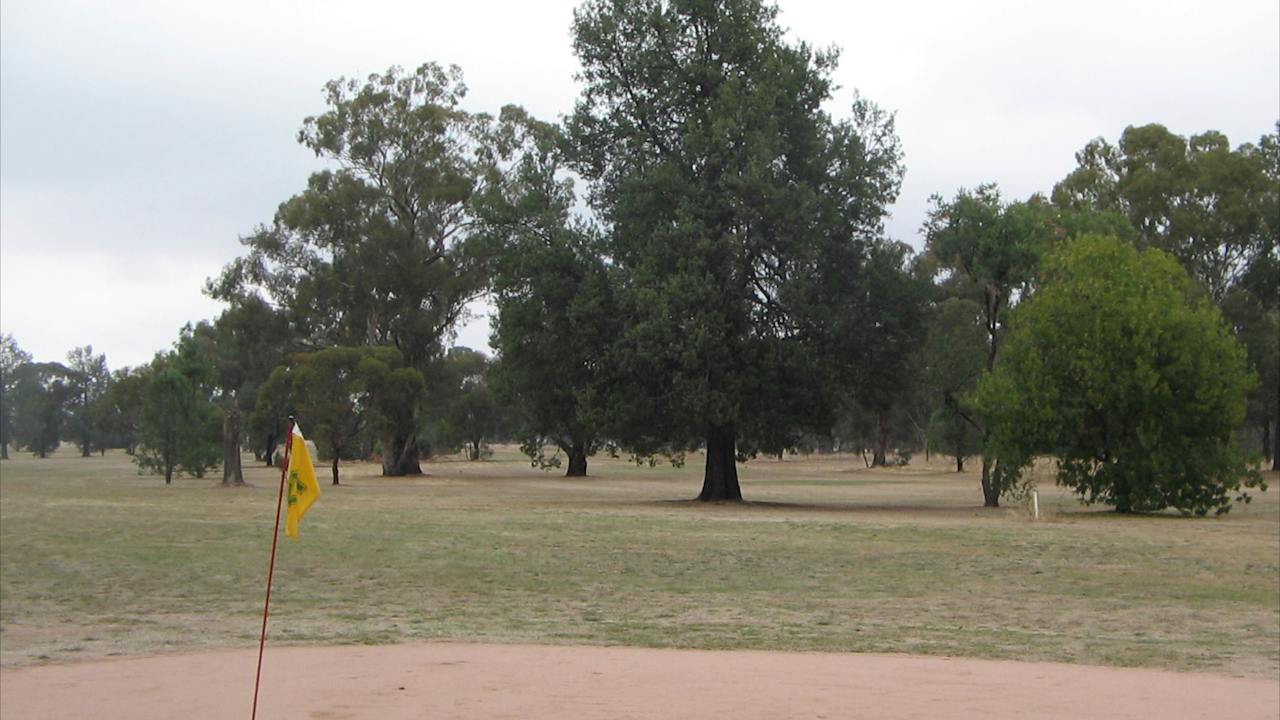 Henty Golf Course