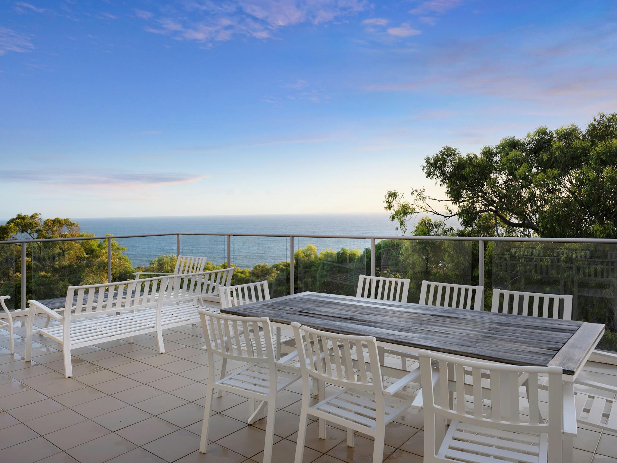 Terrace Apartment large entertainment deck Terrace Apartment large entertainment deck