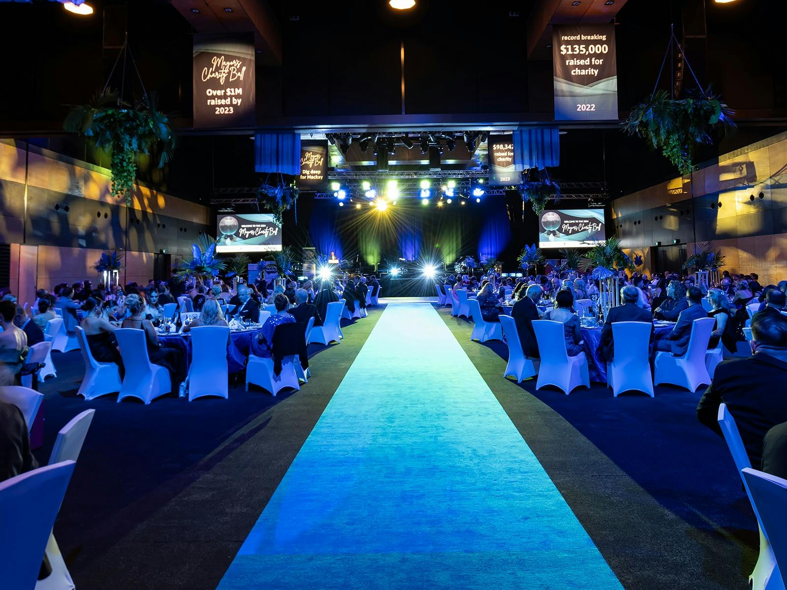 Room setting of the Ball