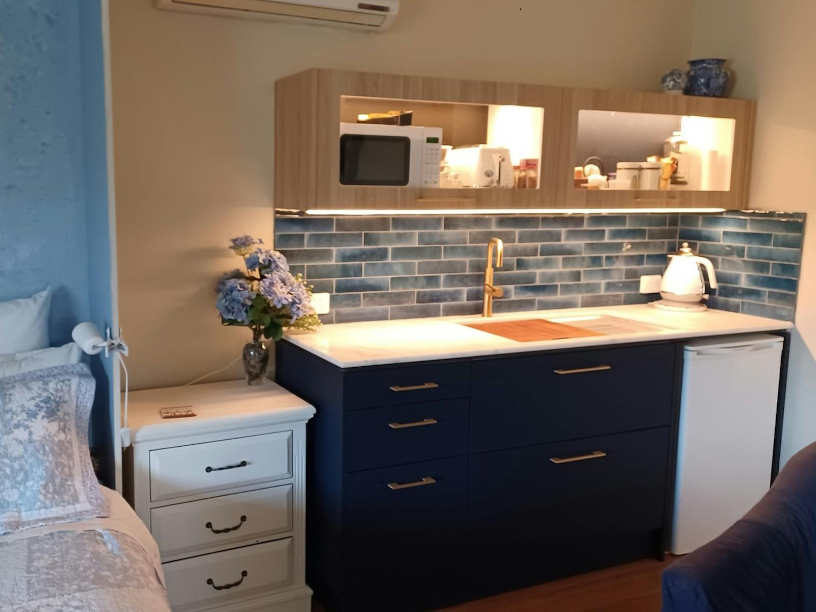 Kitchenette