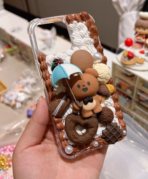 DIY Decoden Whipped Cream Glue Phone Case Class