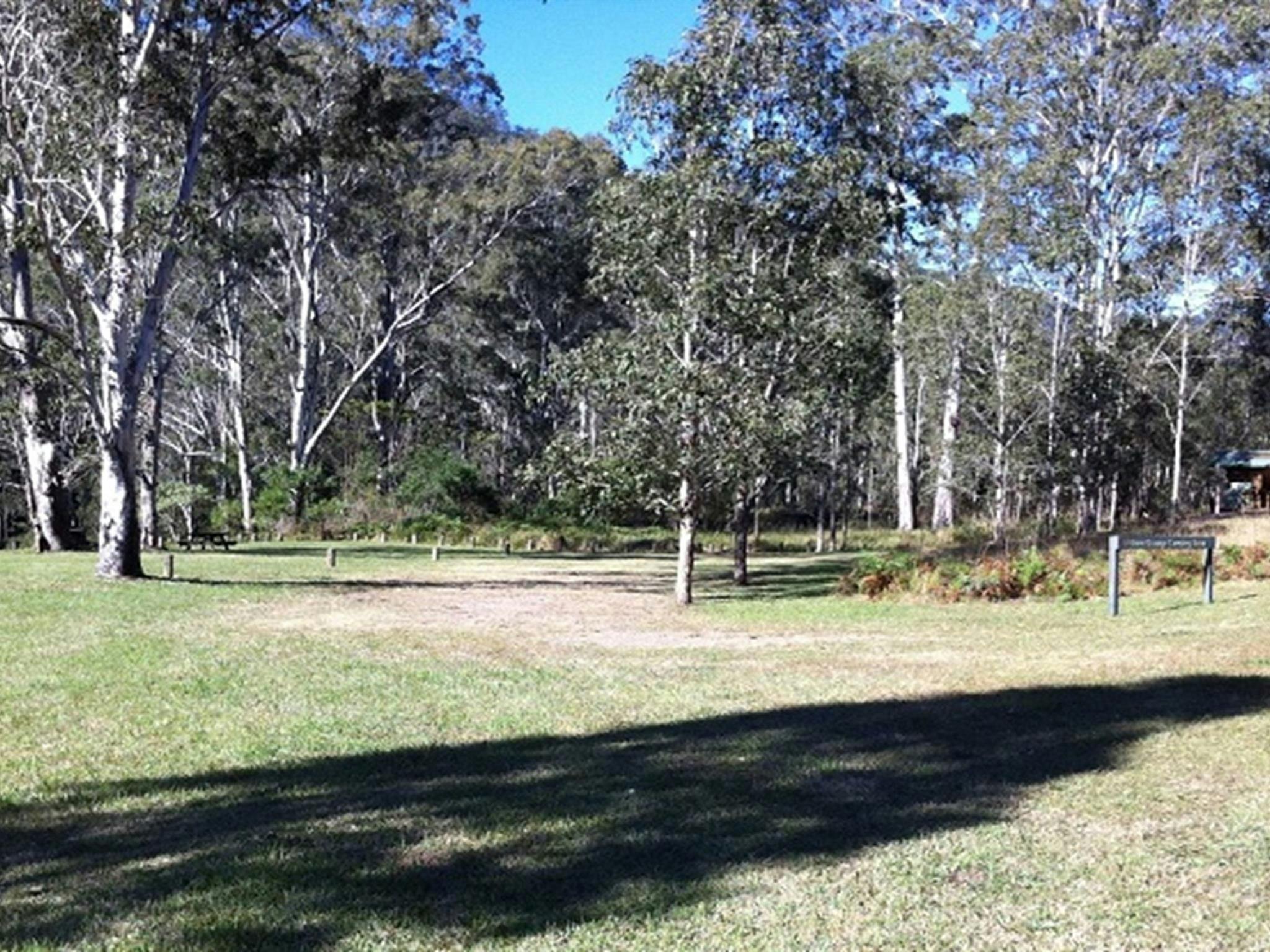 查伦迪国家公园杜恩贡格露营地入口。照片：Andrew Pitzen/OEH