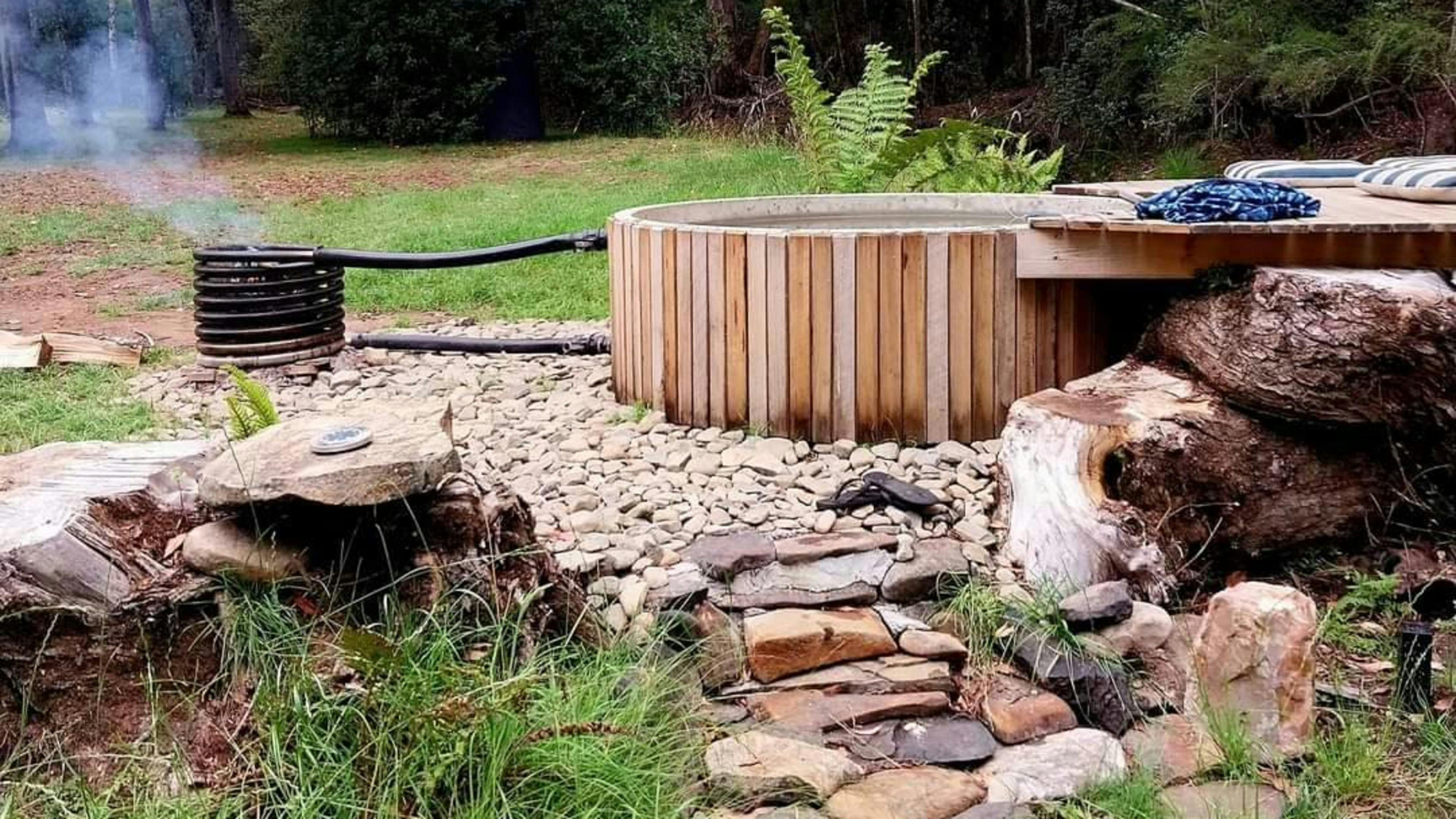 Duckbill Banks Camp & Hot Tub