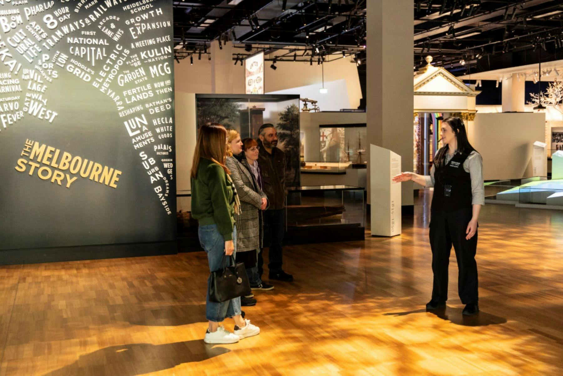 Melbourne Museum Icons Tour