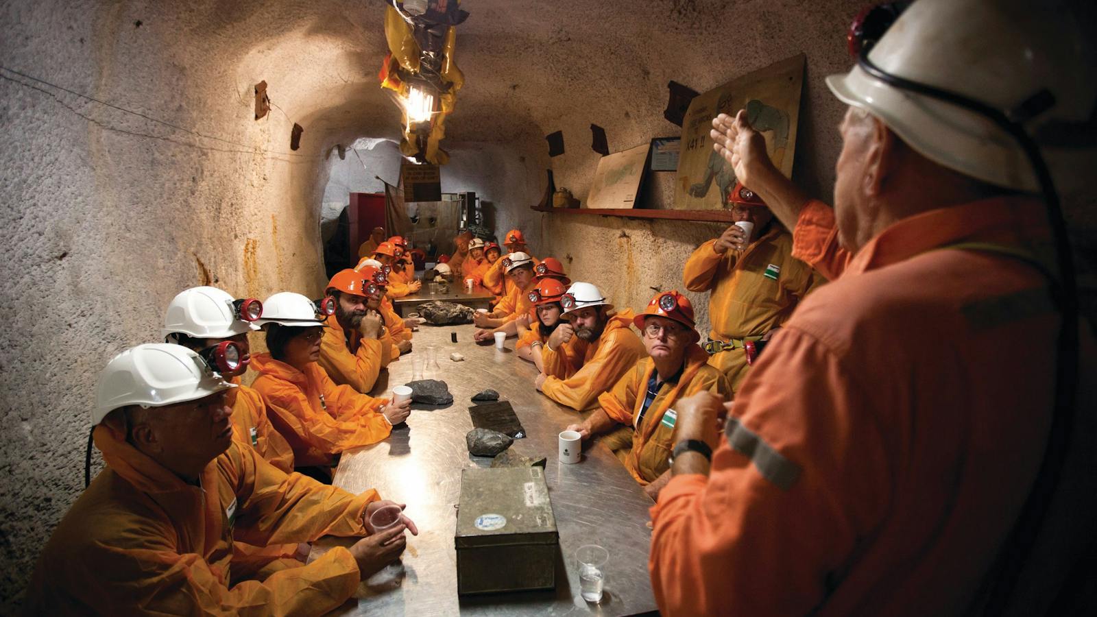 Traditional crib lunch and smoko at the Hard Times Mine Tour