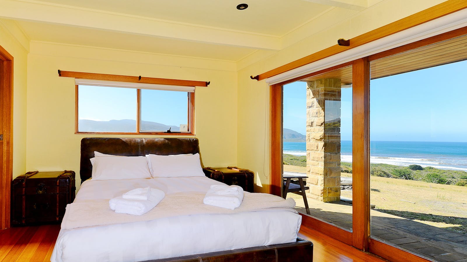 Cloudy Bay Villa - Master Bedroom