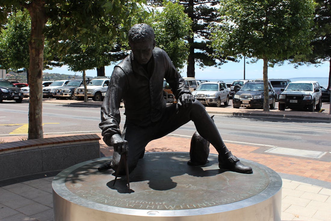 Matthew Flinders and His Cat Trim Statue Port Lincoln, Attracti...