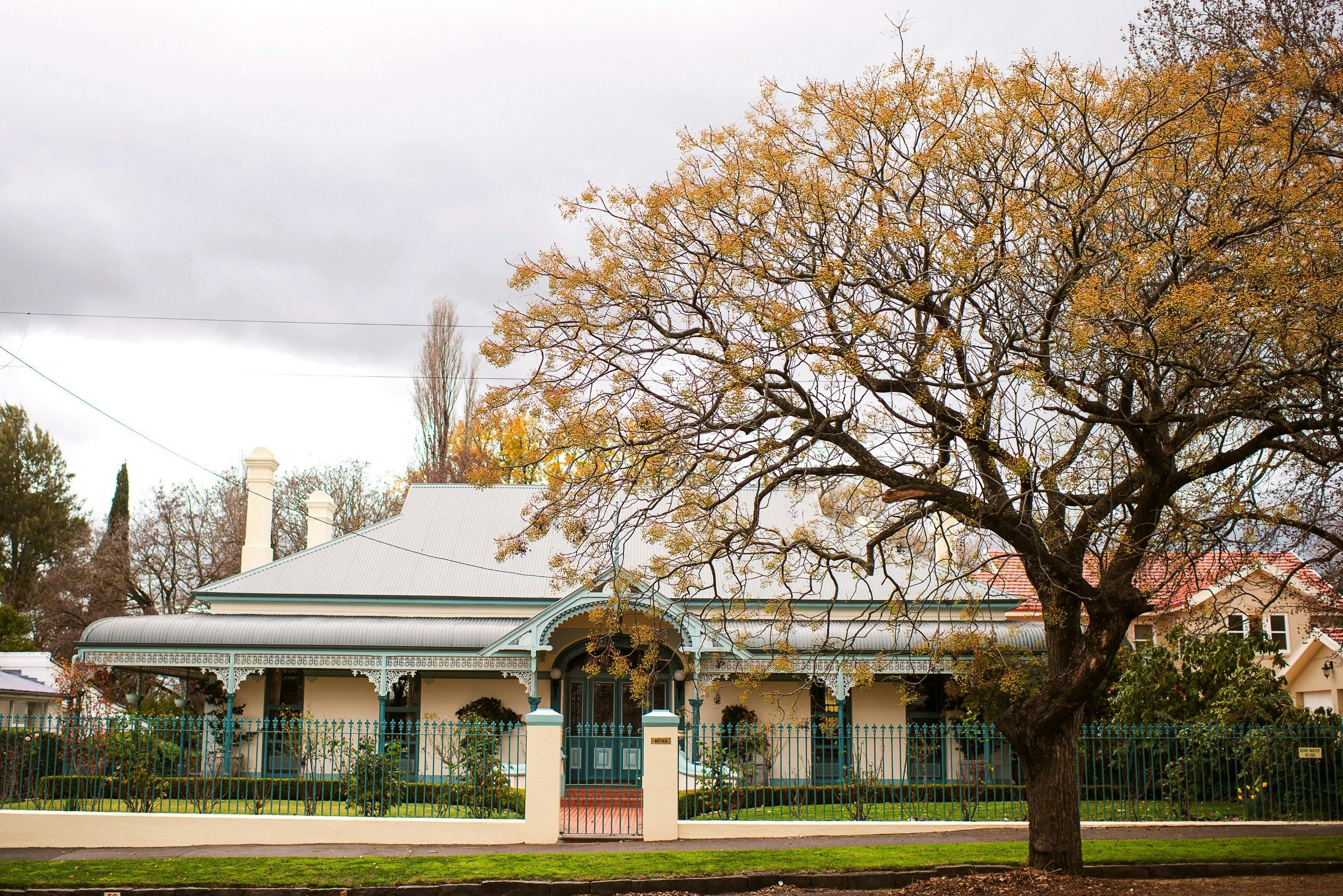 a-fascinating-history-tour-in-orange-nsw-country-food-trails