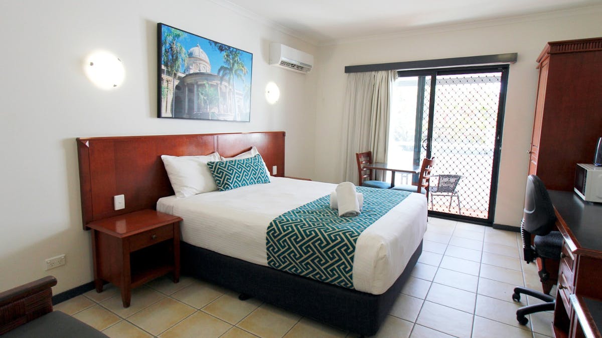 Executive Queen Room