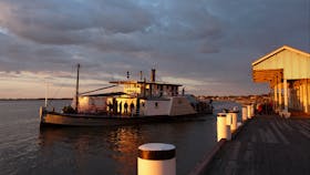 Paddle Steamer Oscar W
