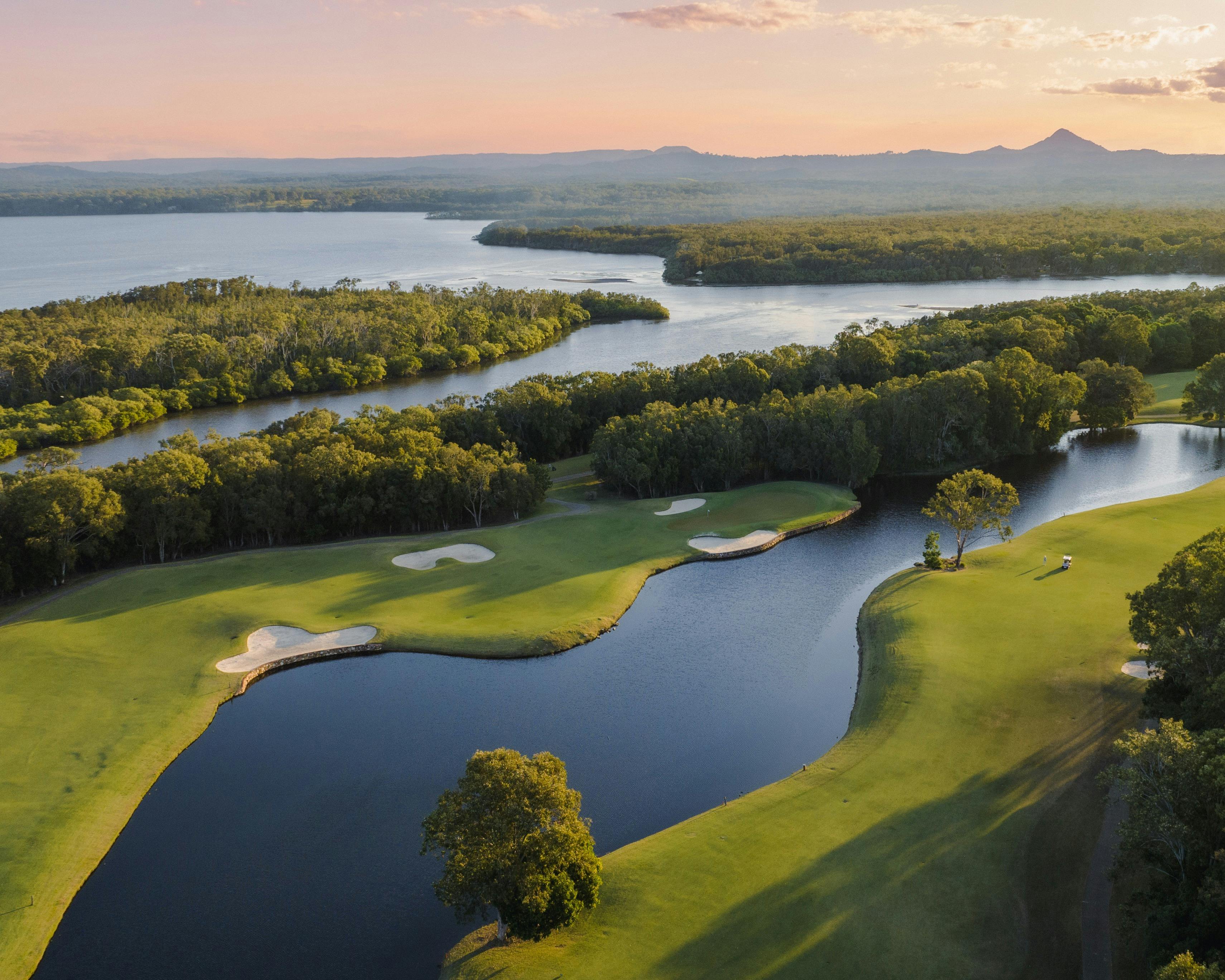 Noosa Springs 5th Hole Par 4