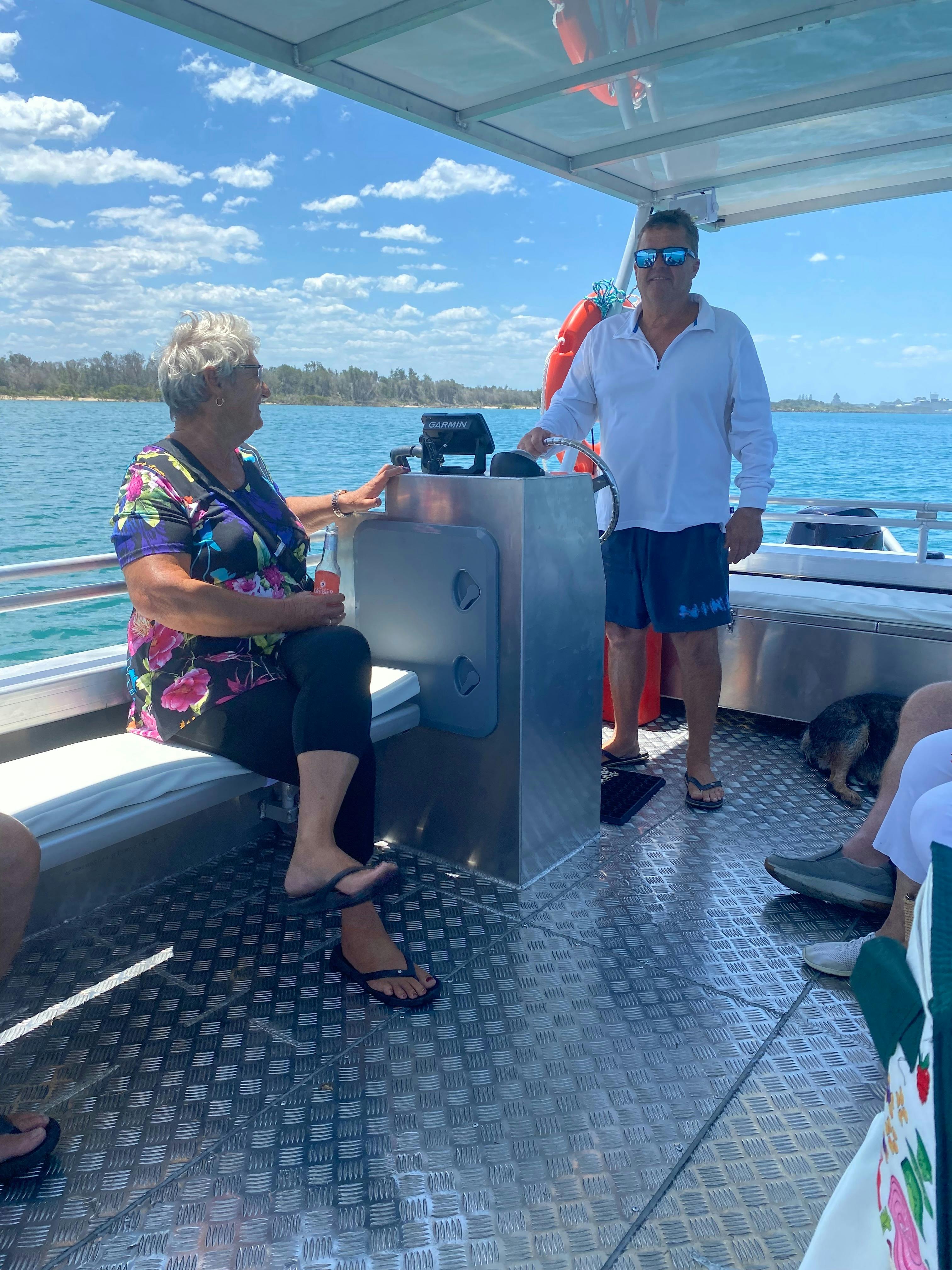 乘客們正在享受旅程