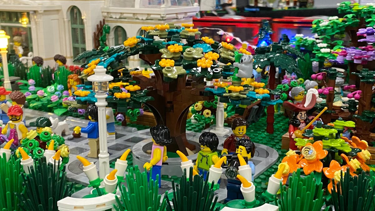 LEGO gardens