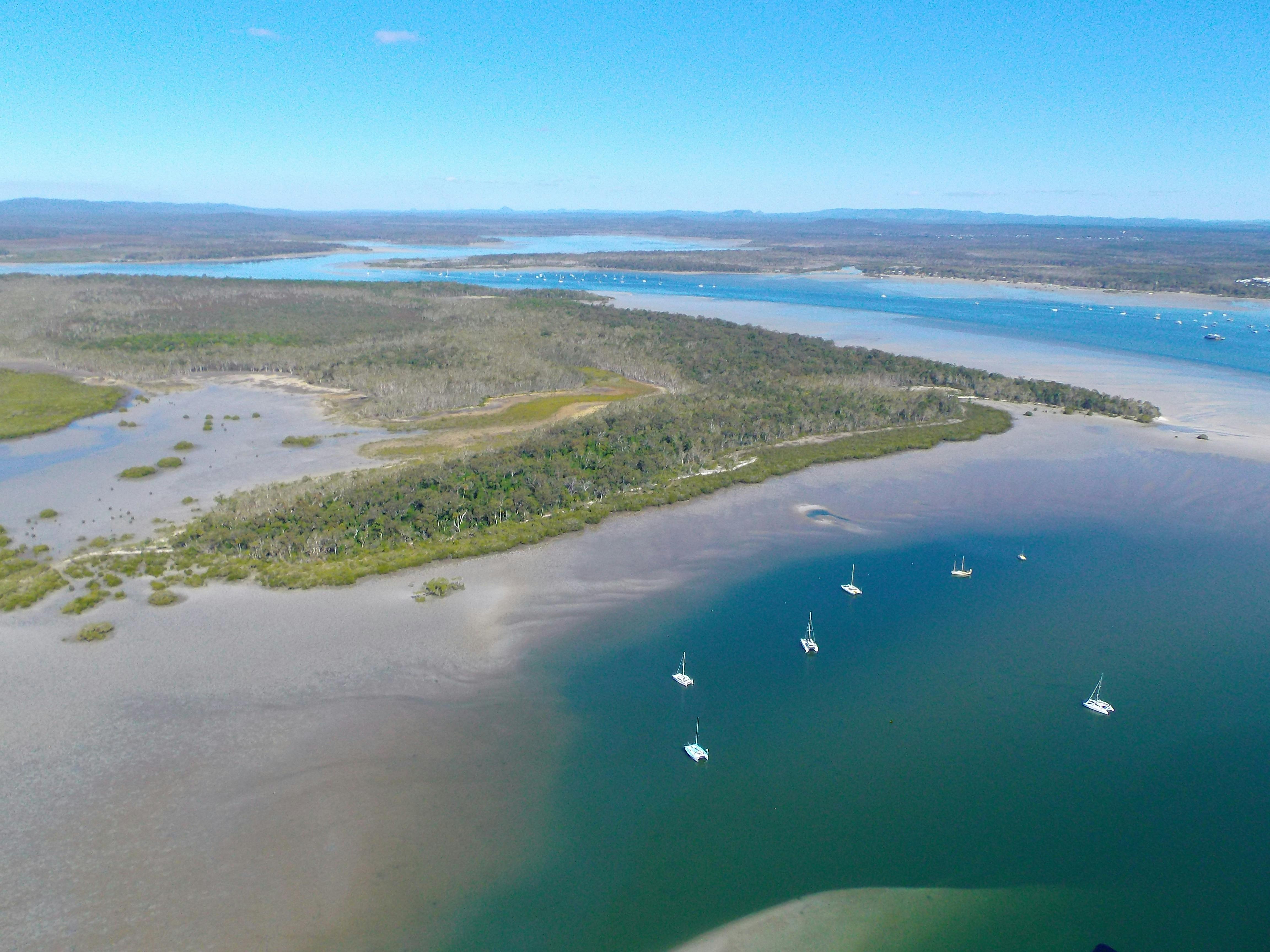 Mudcrab Madness : Inskip Peninsula – Rainbow Beach – Tin Can Bay