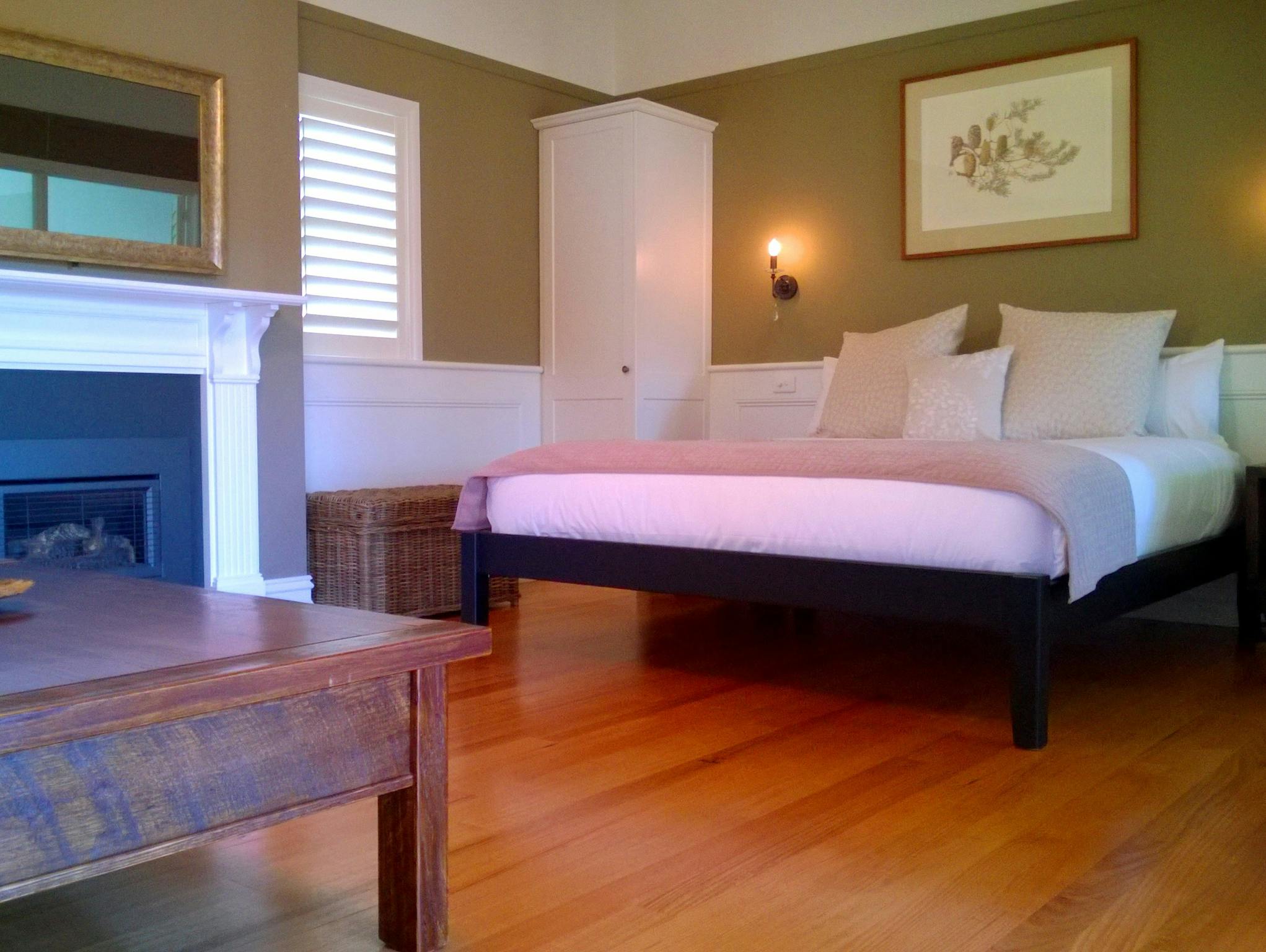 Country Cottage Bedroom