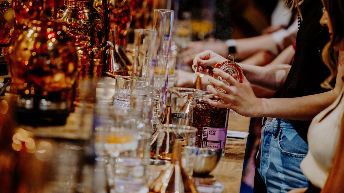 Mixing botanicals
