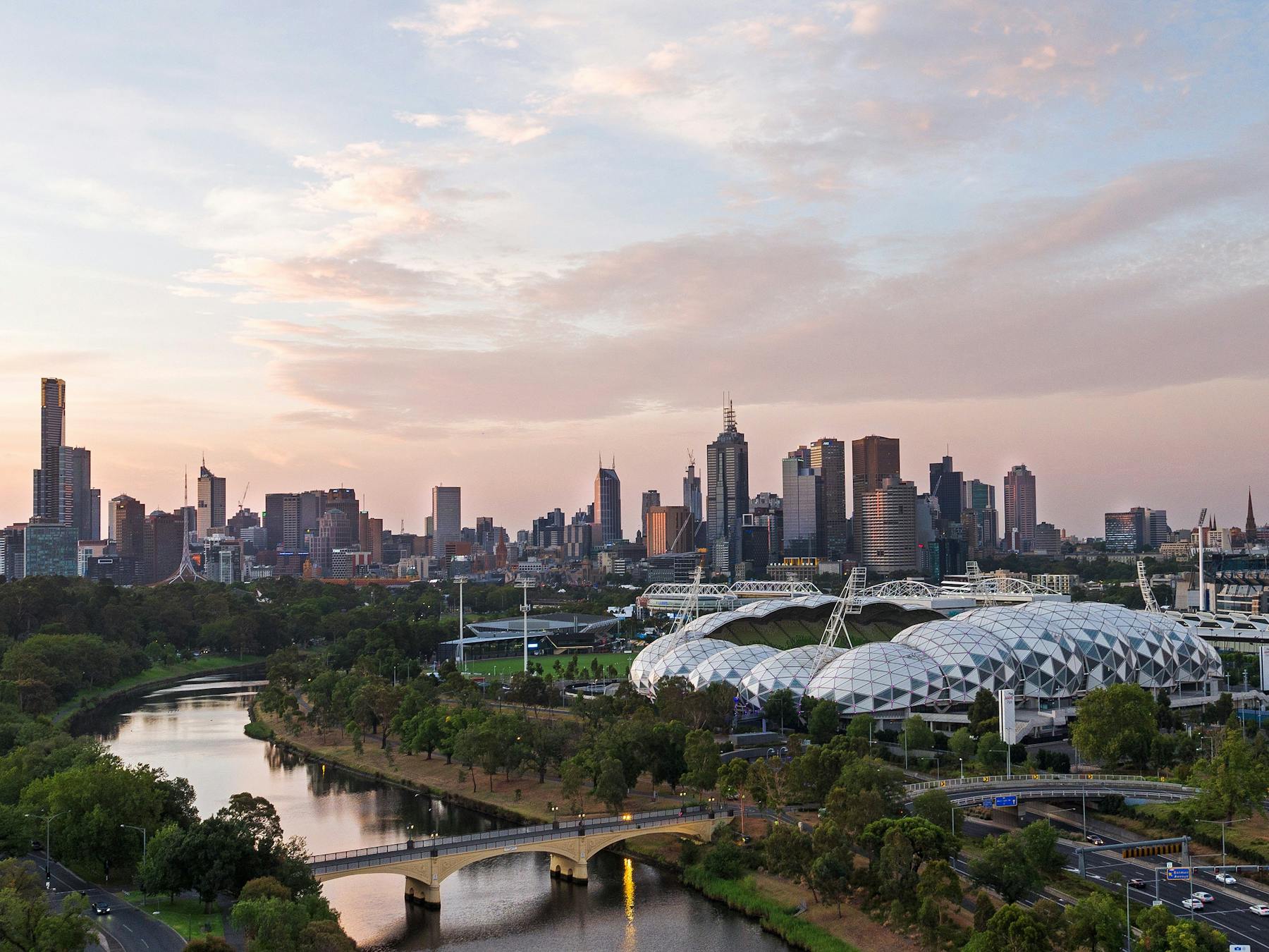 Melbourne skyline at sunset