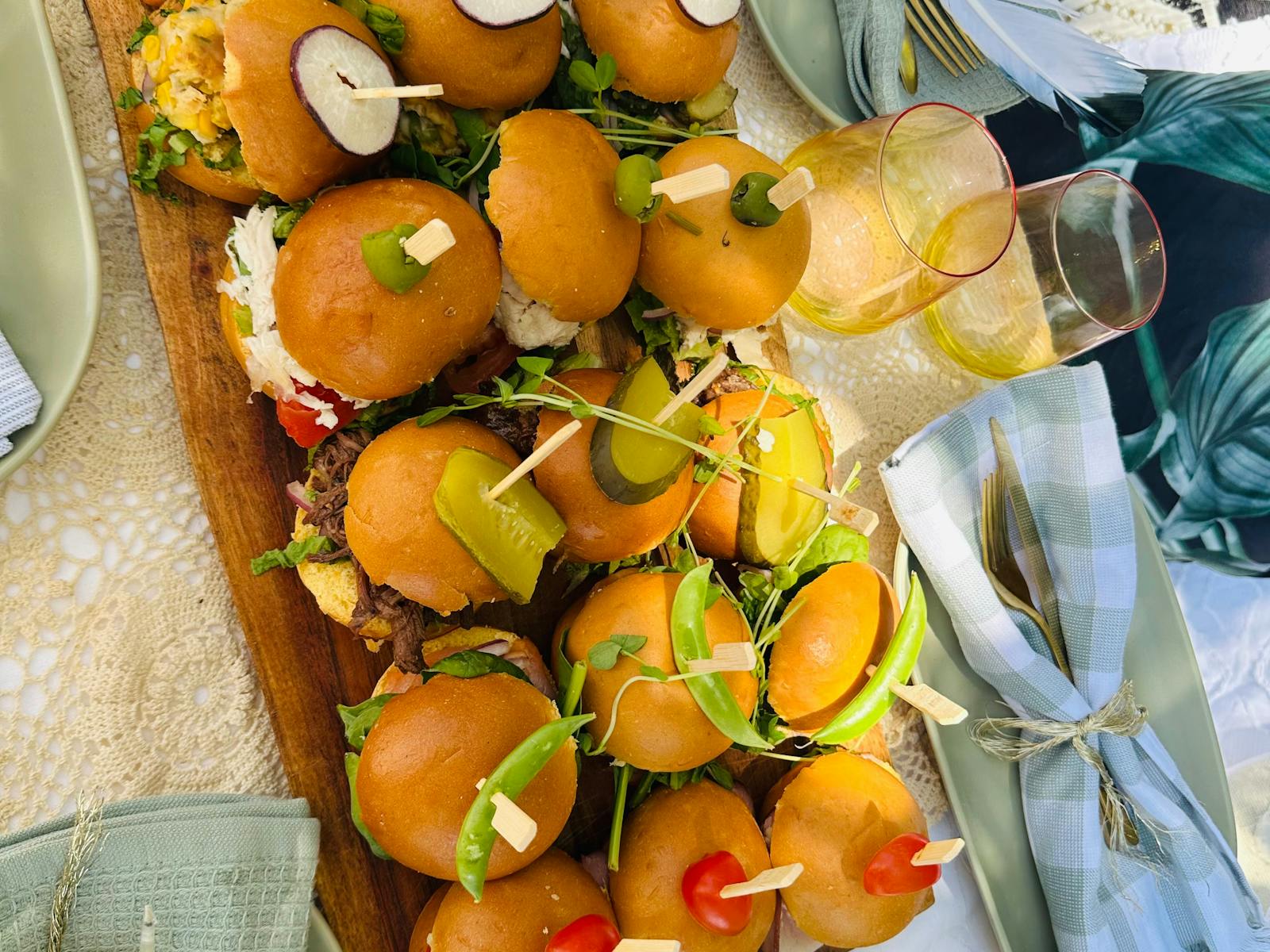 애스트 슬라이더가 움직이기 시작합니다.