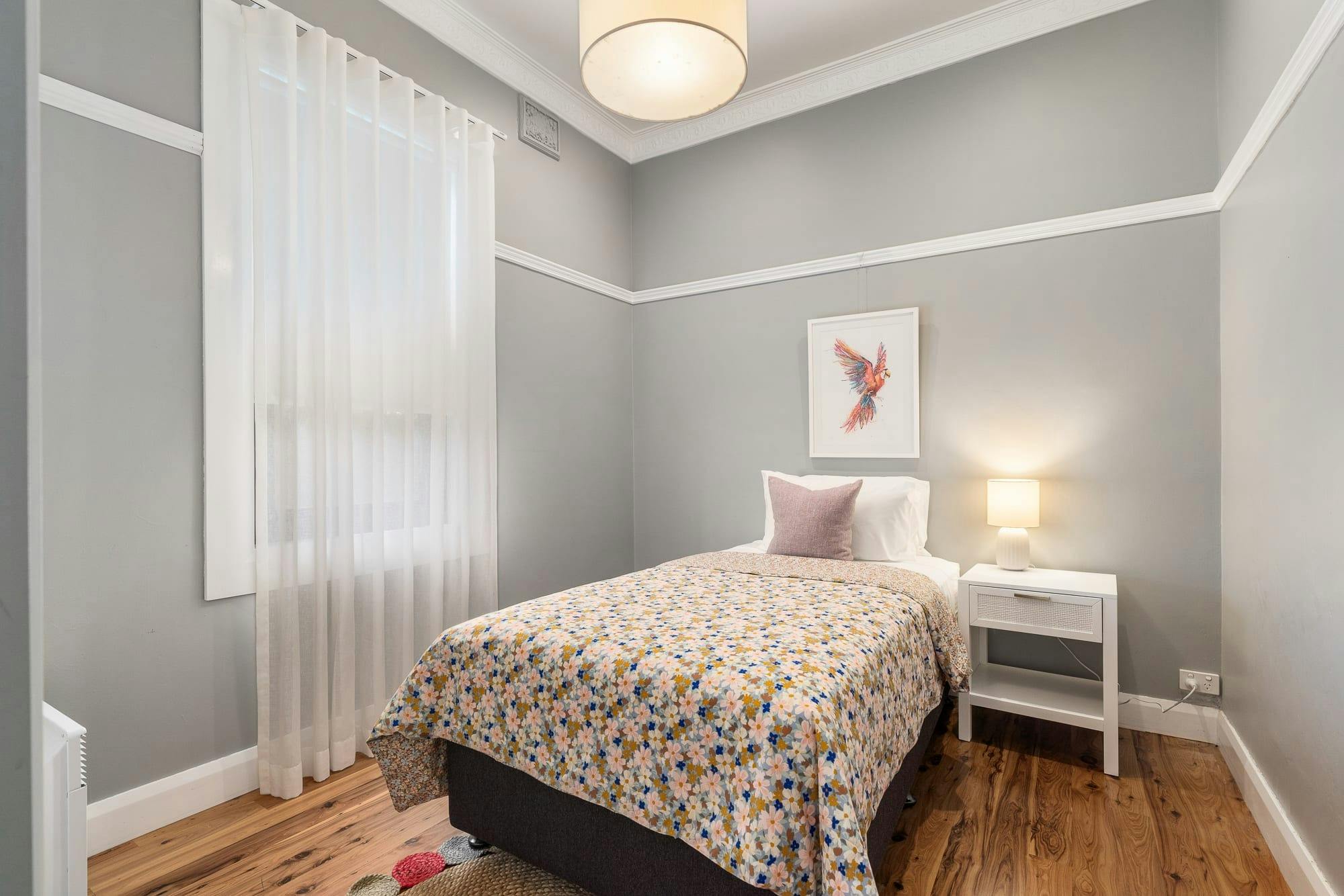 Single bed with BIR and Heater