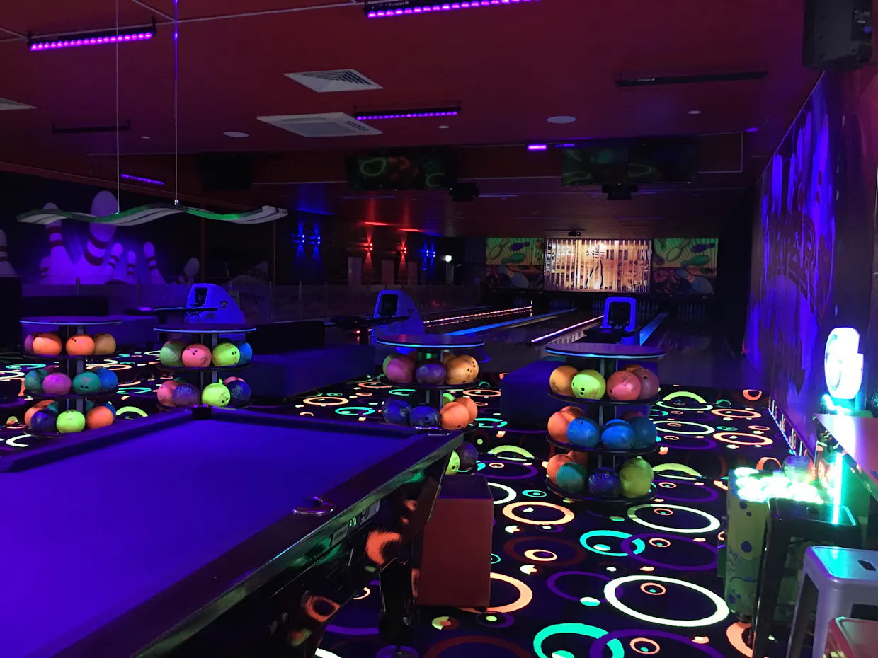 Spinners Bar & Bowl