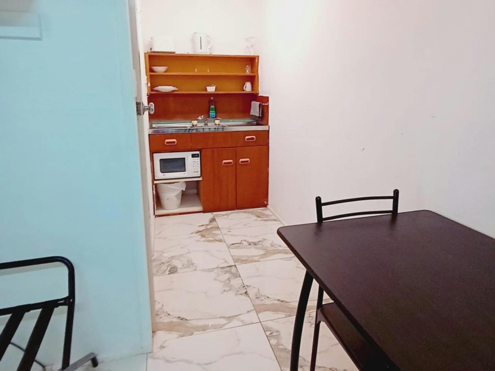 Ensuite Cabin Kitchenette