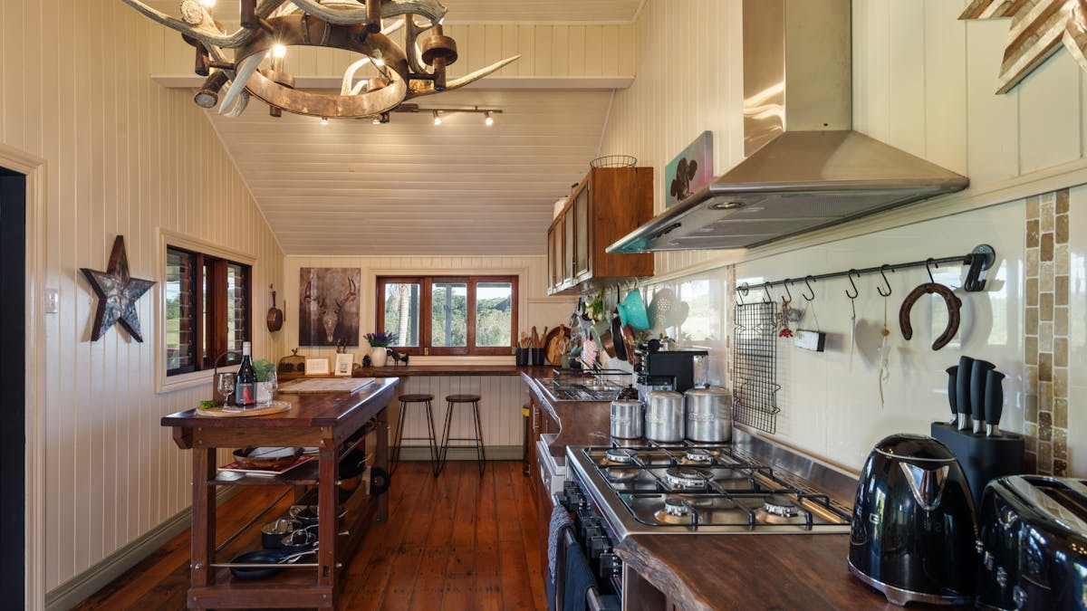 Beam Creek - Kitchen Beam Creek - Kitchen