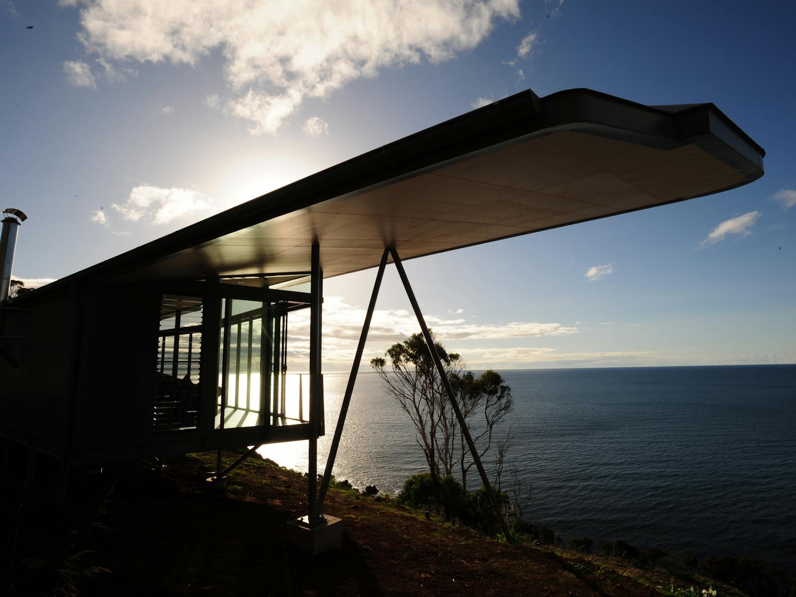 Afternoon light - The Winged House