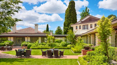 Hotel Landscaped Gardens