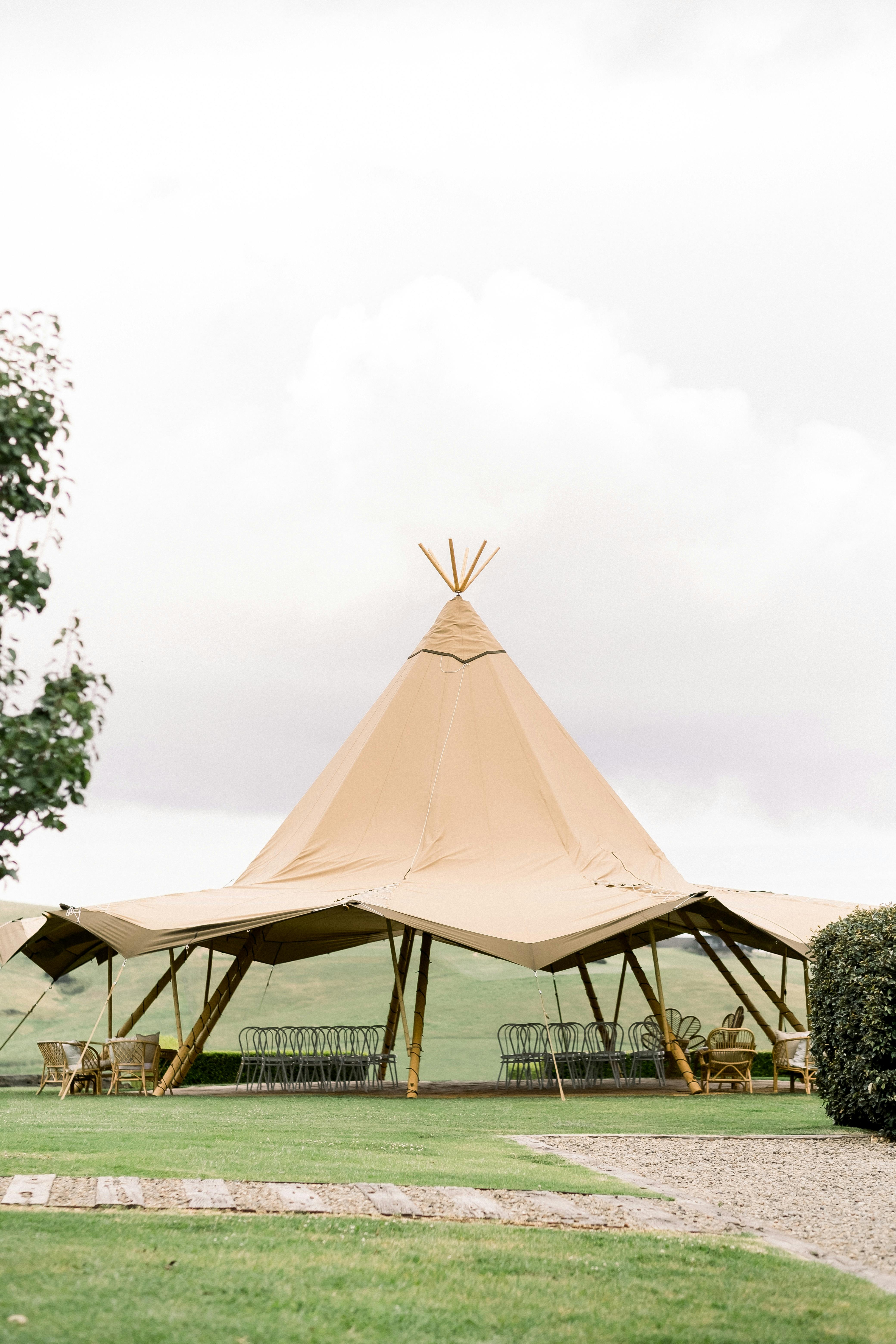 Single Tipi