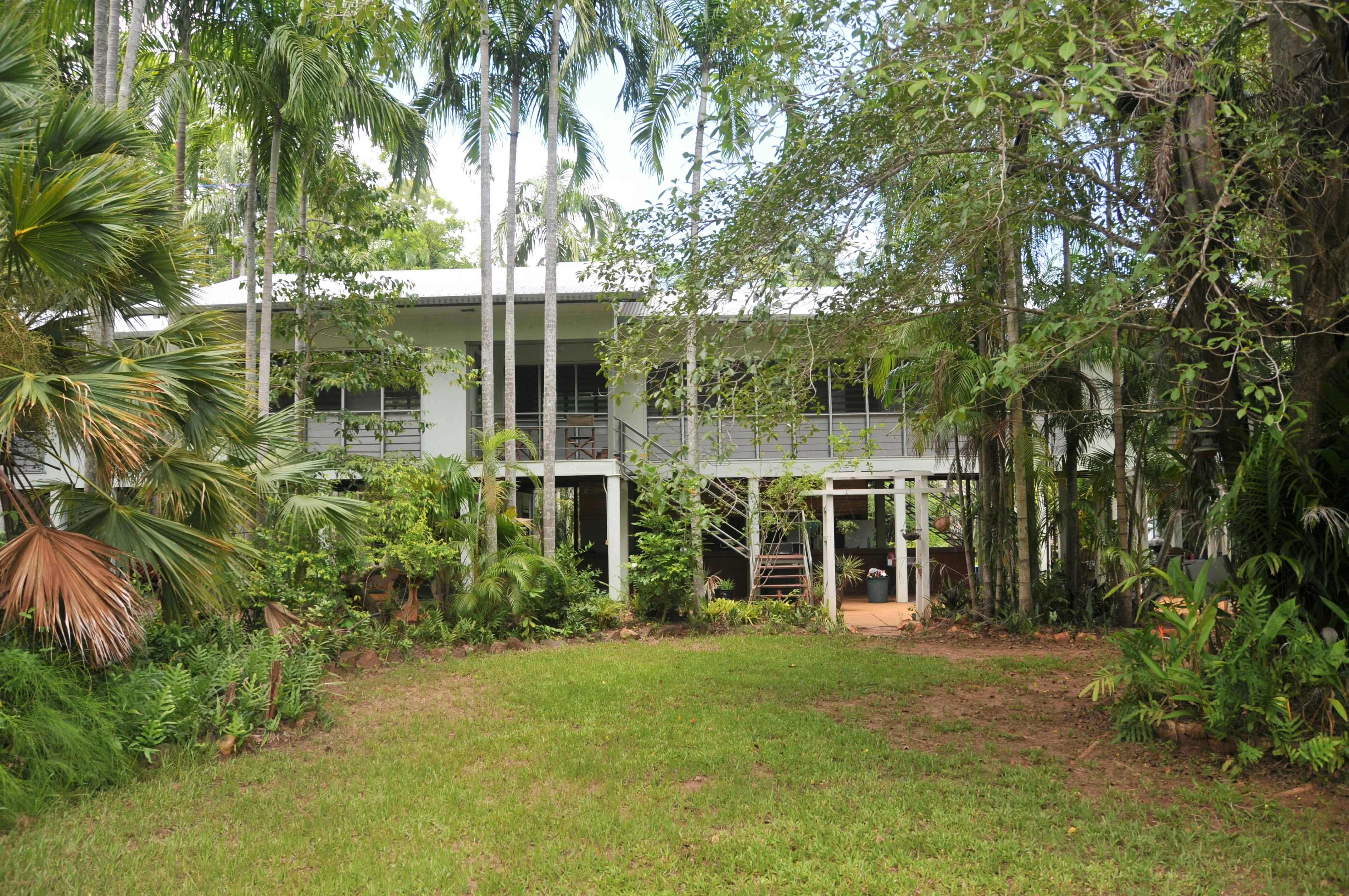 Manager’s house seen from Pinaroo Crescent.