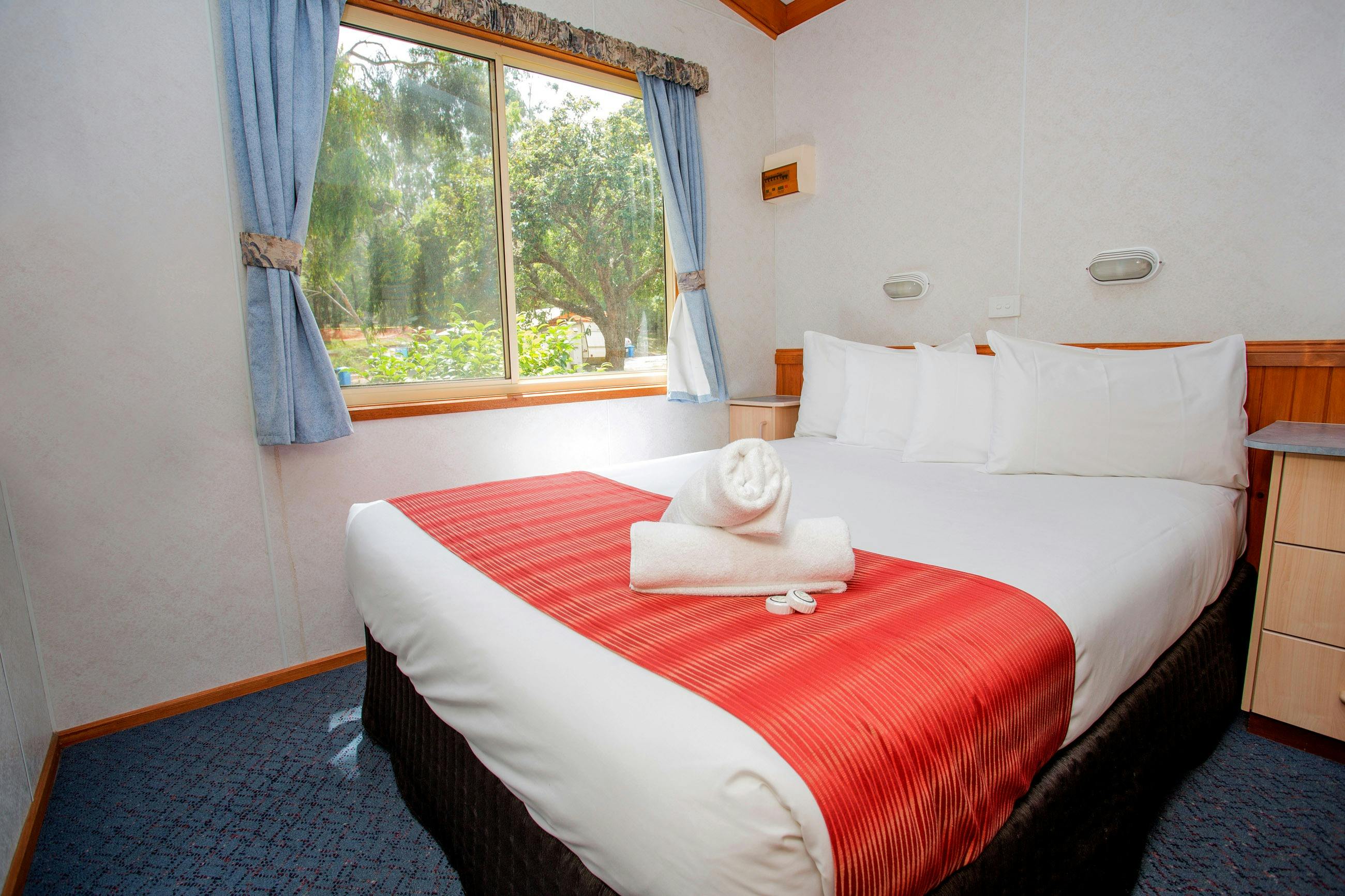 Standard Cabin (Sleeps 6)