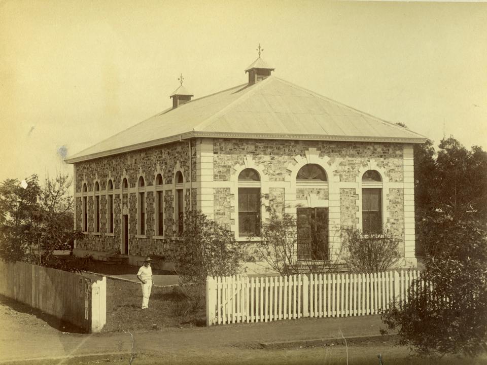 1895 - Palmerston Town Hall