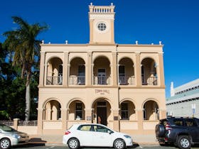 Front view of Mackay's old Town Hall