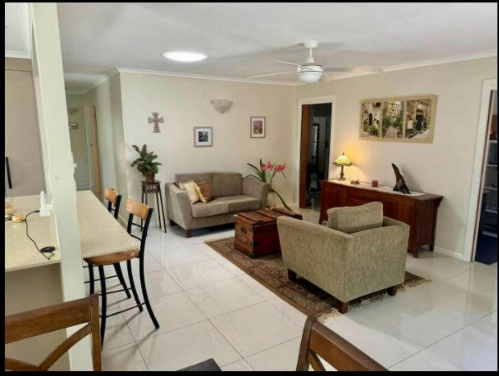 By The Beach Getaways - QLD