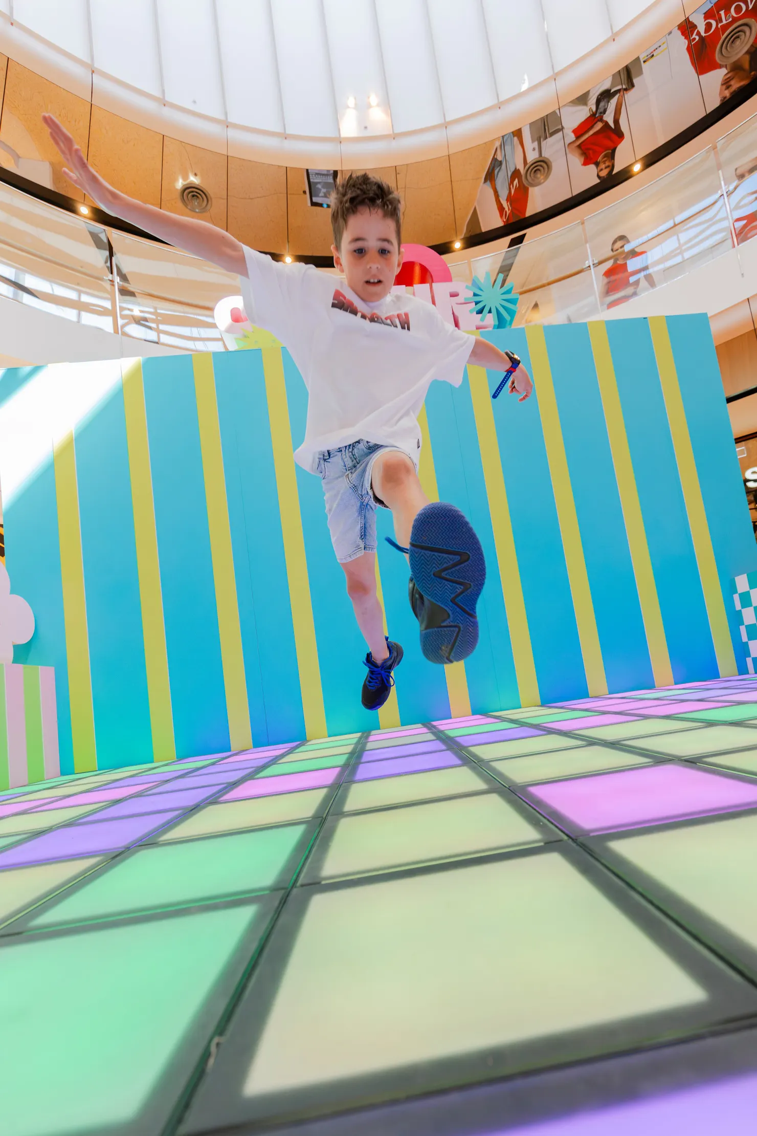 Sunshine Plaza Colour Chase