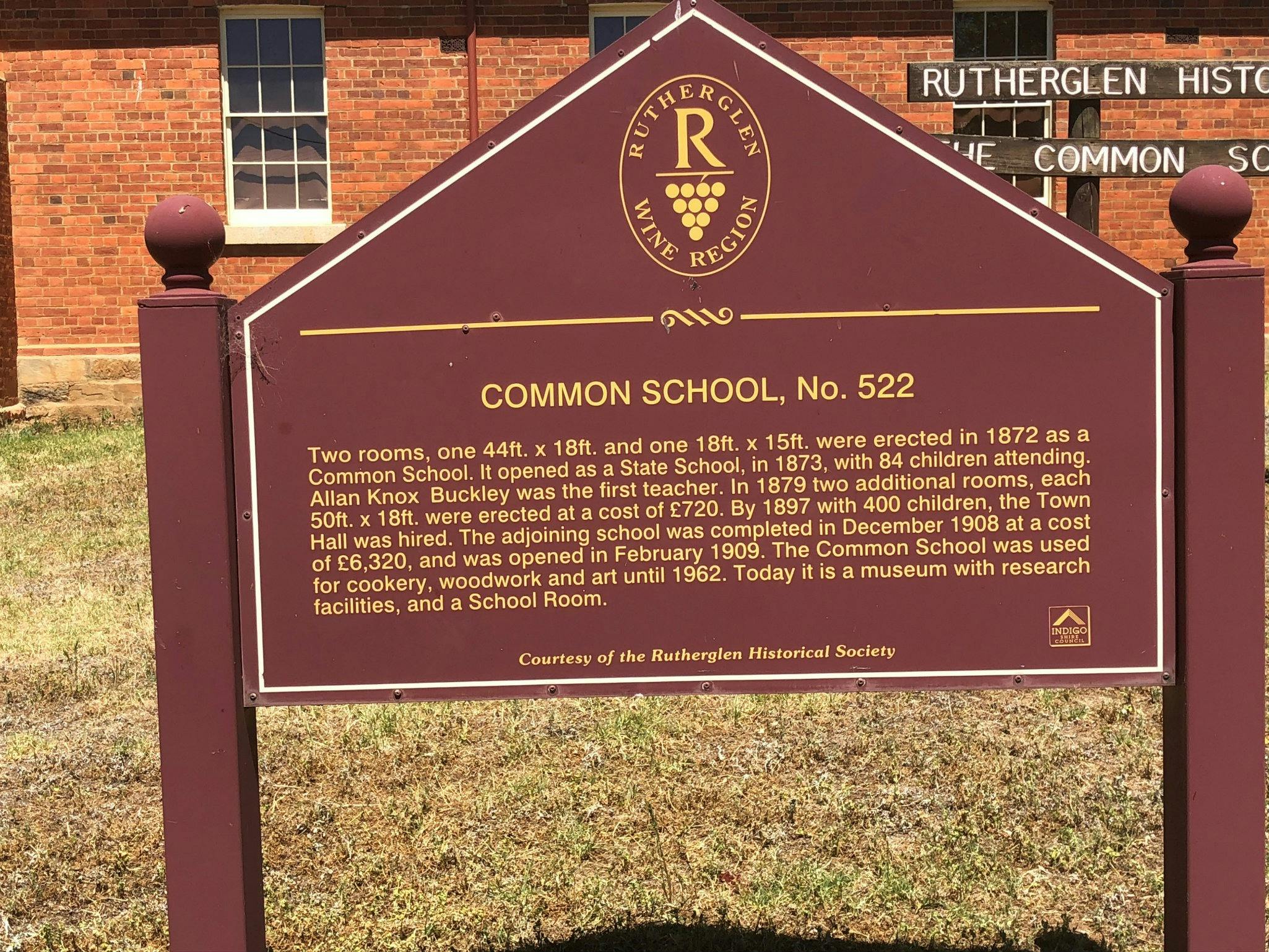 Rutherglen Historical Society and the Common School Museum