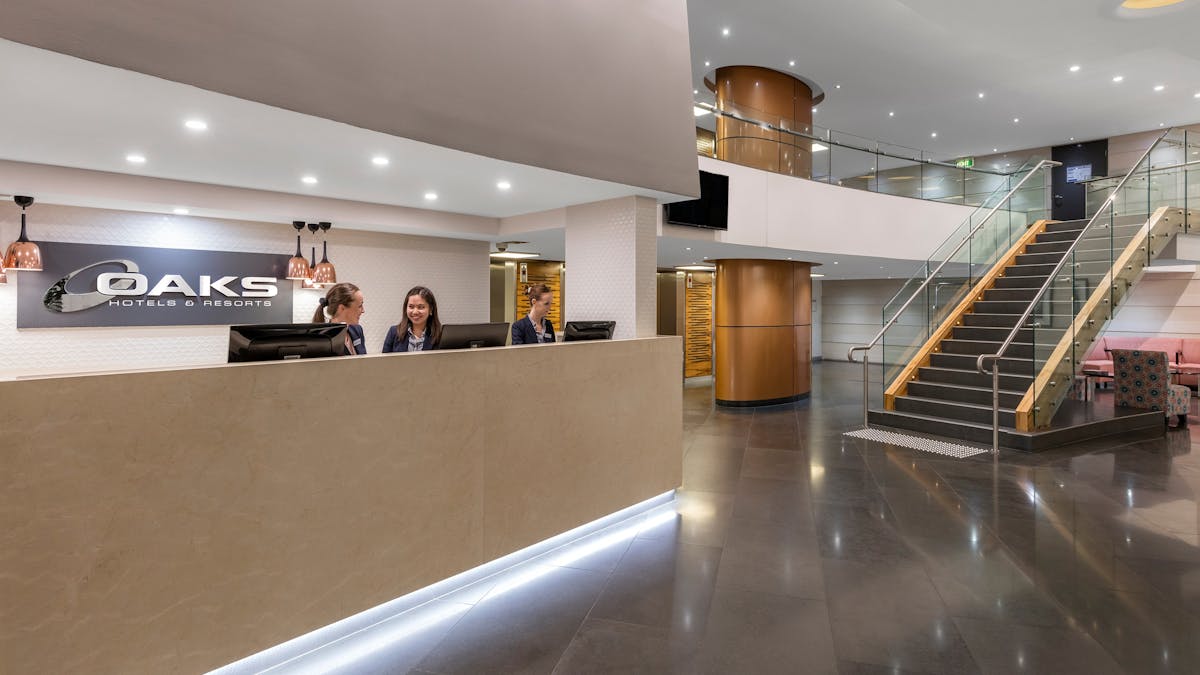 Oaks Brisbane Aurora Suites_Reception_2