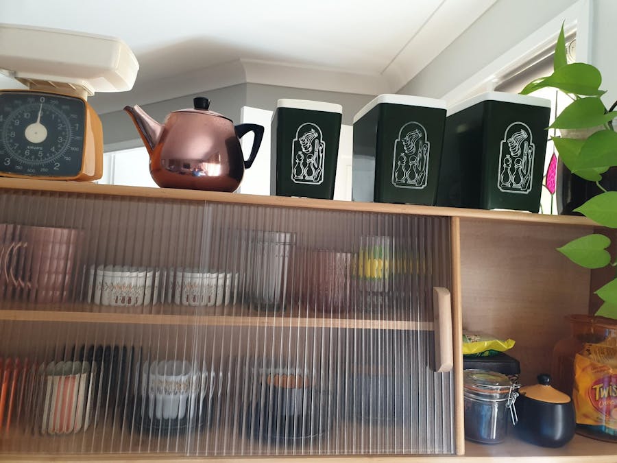 Kitchen hutch showing Retro styling