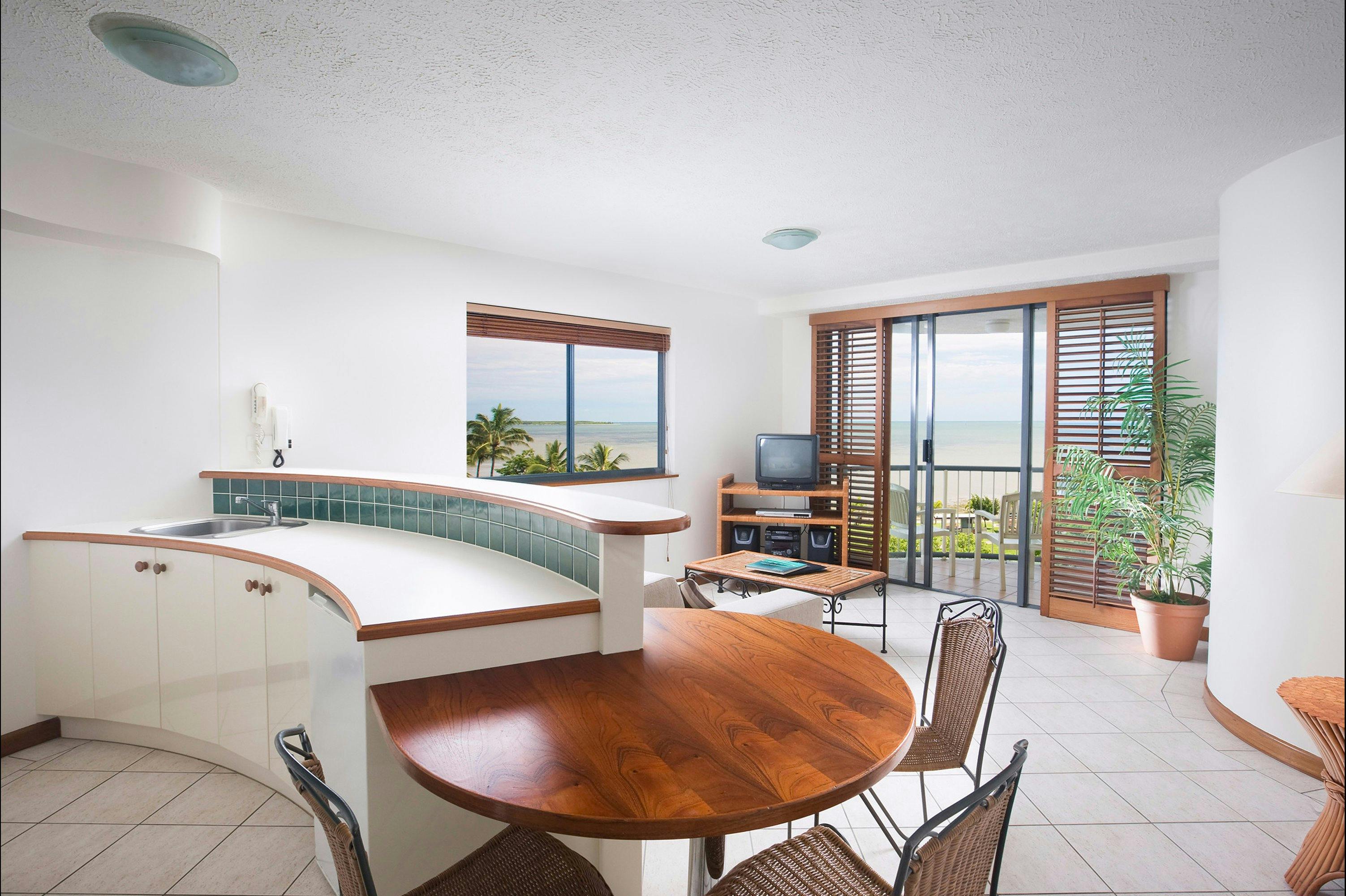 1 Bedroom Ocean Spa Apartment