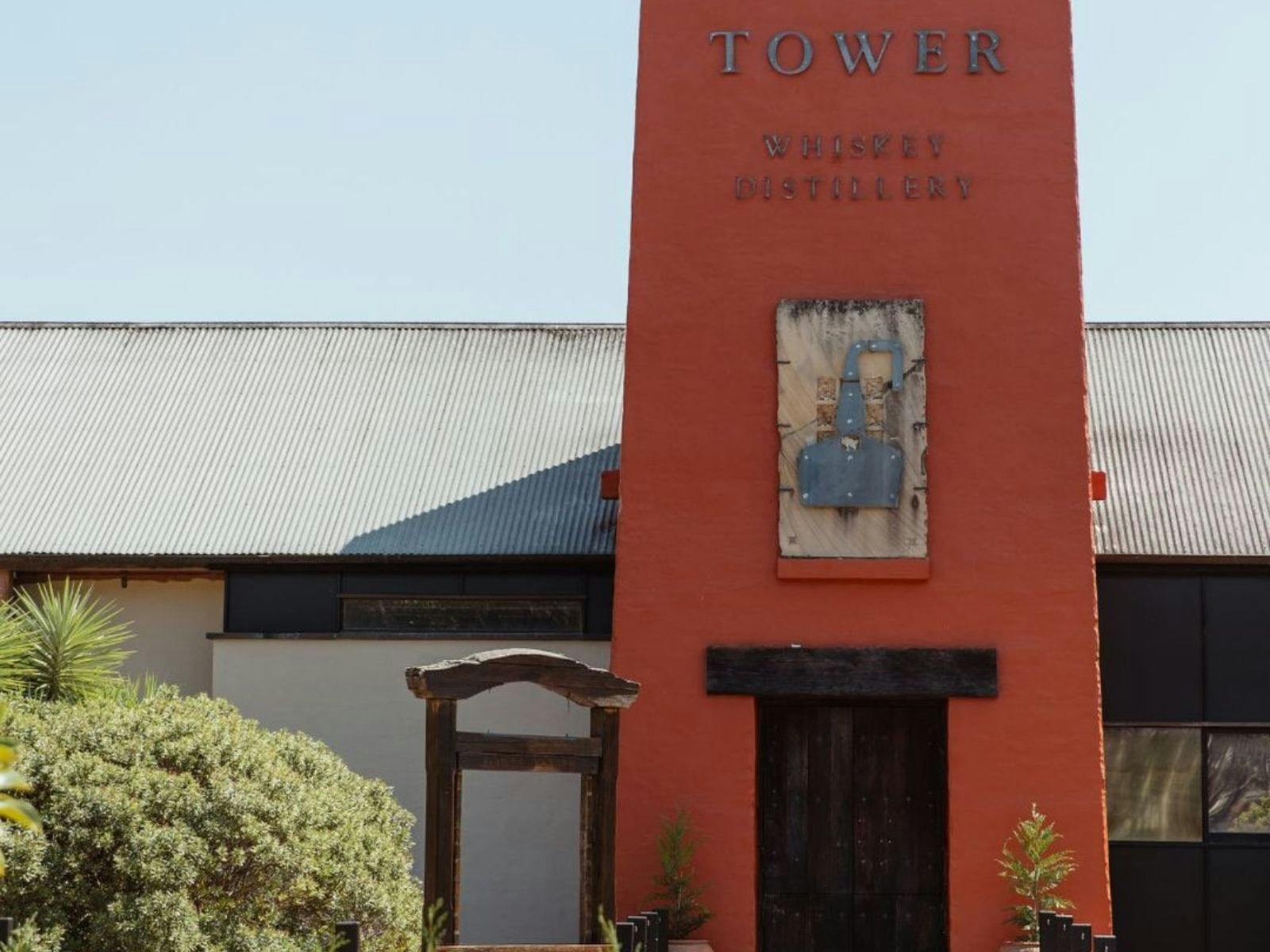 Heli Flight to Tower Lodge with R1