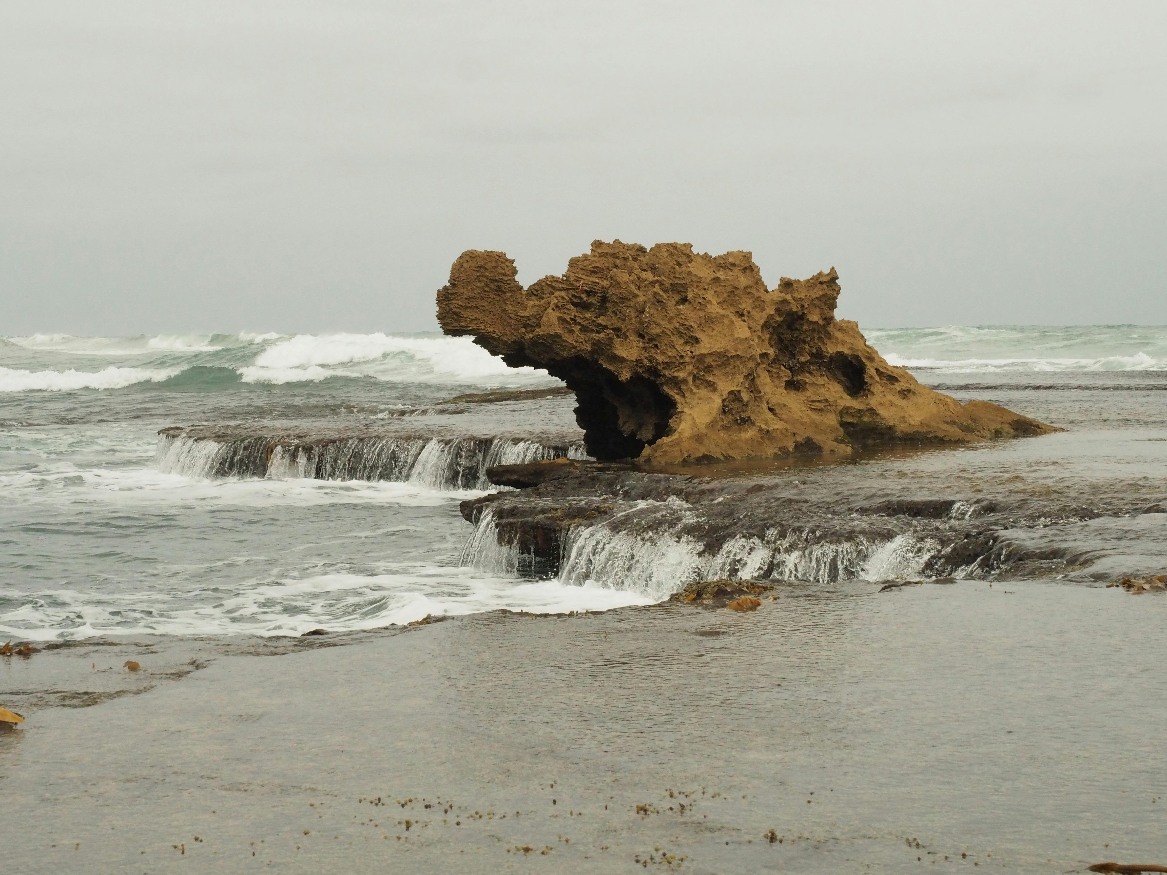 Lizard Rock: Number 16 Beach (part of The Coastal Walk)