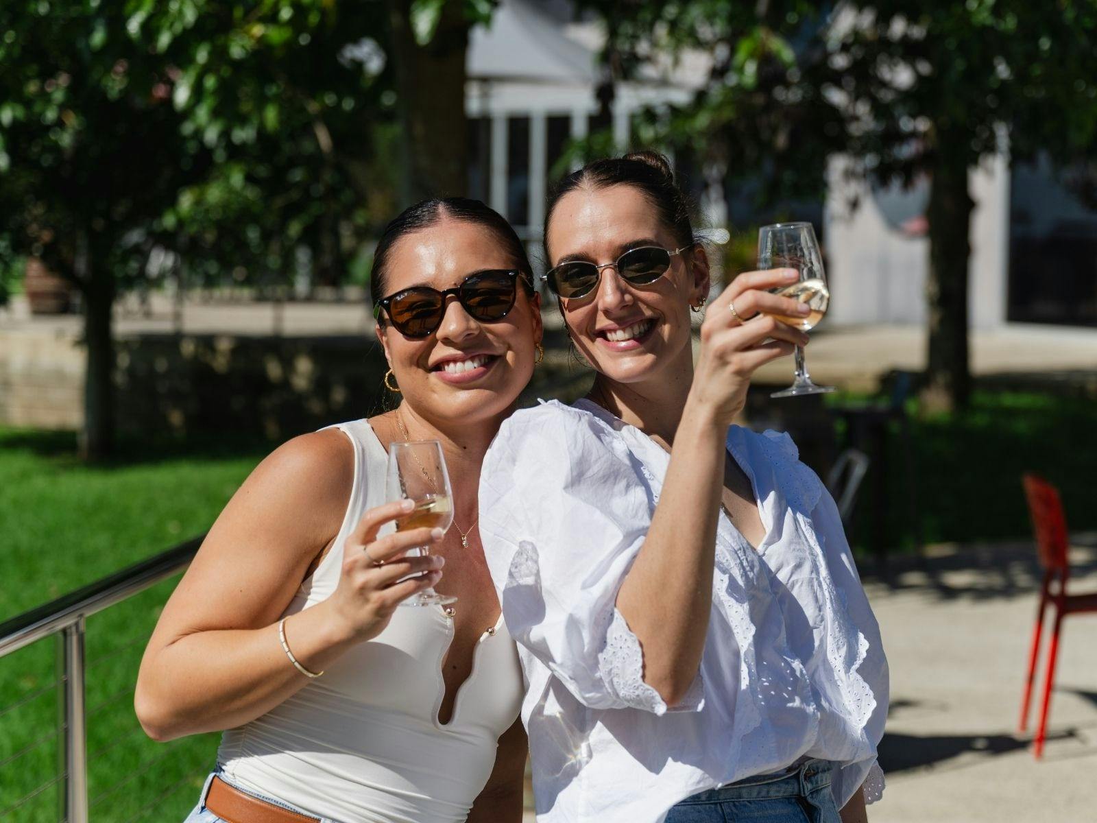 Brisbane to Moreton Bay Countryside Wine & Brewery Tour