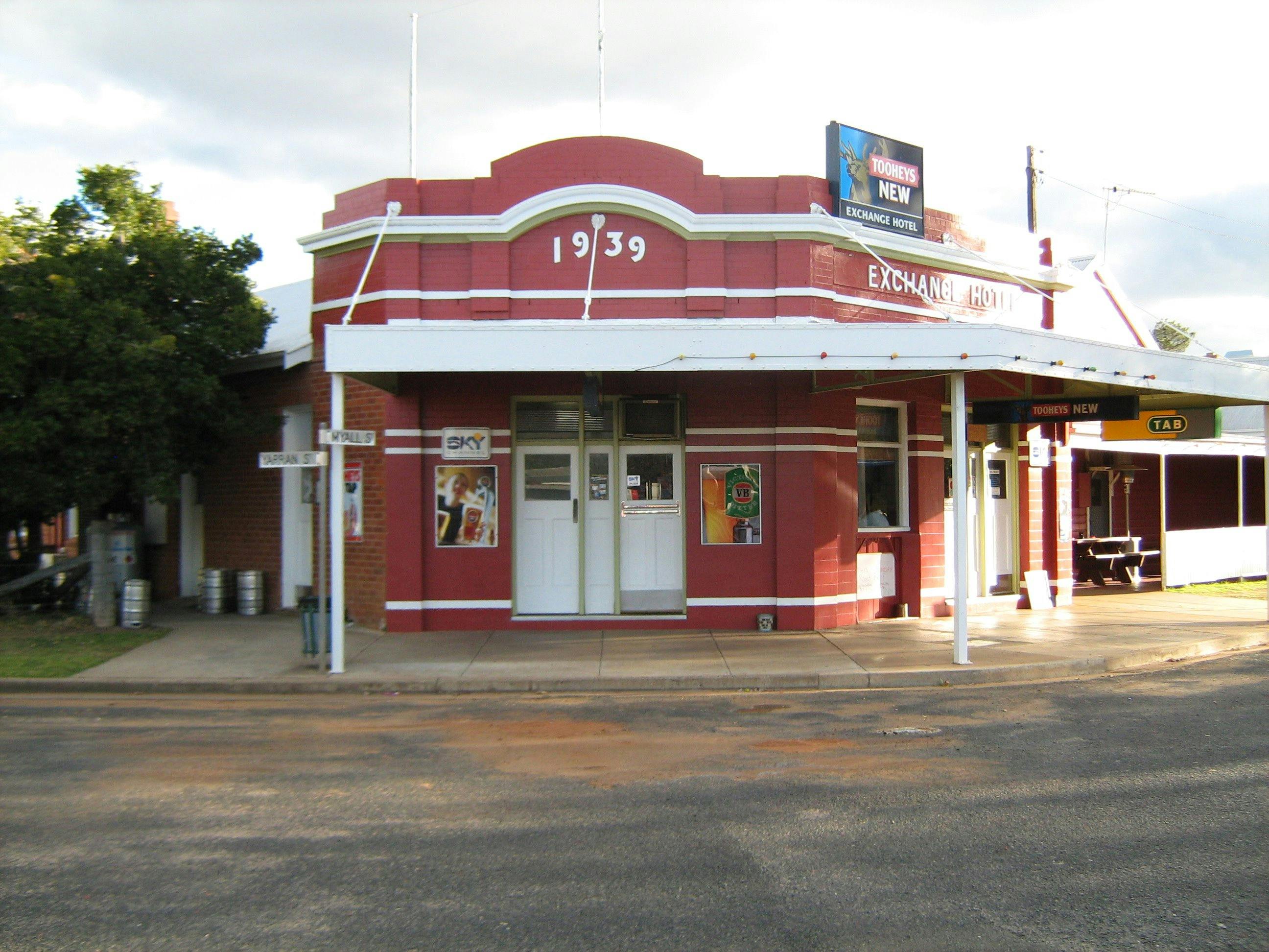 Exchange Hotel Binnaway NSW Holidays & Things to Do